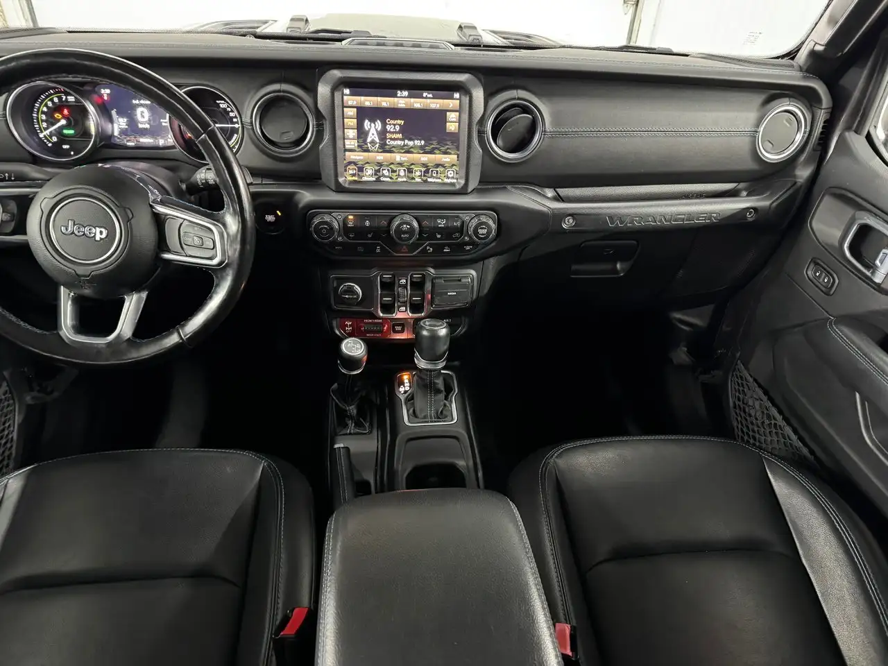 Jeep Wrangler снимка Jeep Wrangler