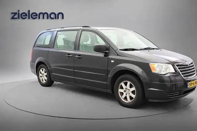 Chrysler Grand Voyager 3.8 V6 LX 6 Persoons Automaat - Clima, Cruise, Tre