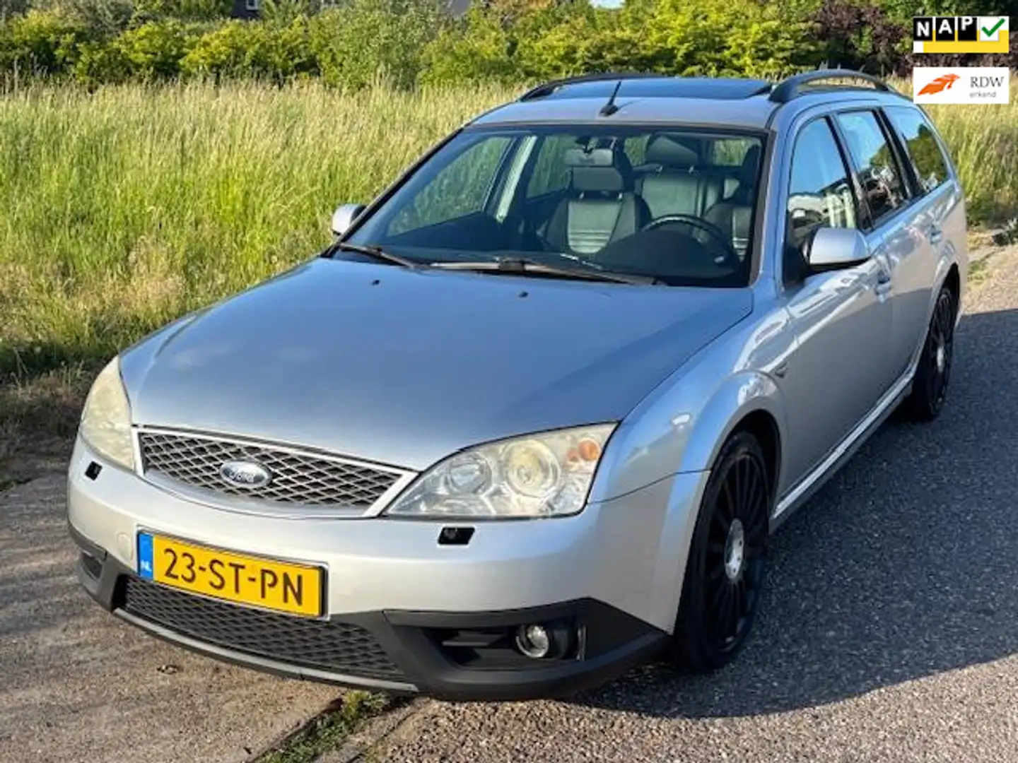 Ford Mondeo Wagon 3.0 V6 ST220 ECC Audio/CD Leder LMV 18" Reca Gris - 1