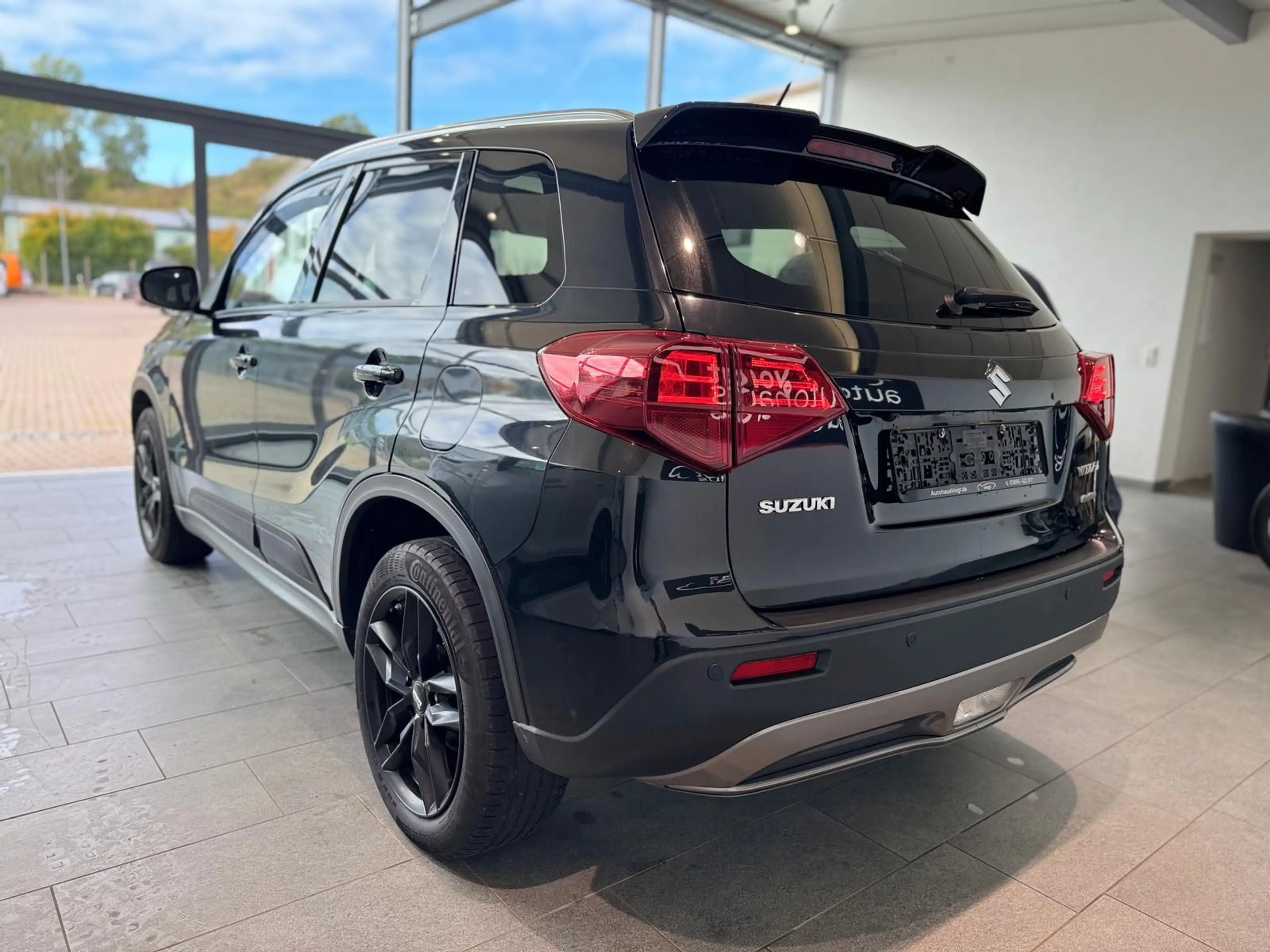 Suzuki Vitara 1.4 Comfort+ 4x4 Autom. AHK — photo 9