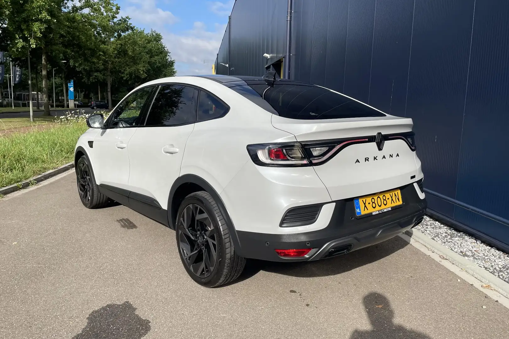 Renault Arkana 1.6 E-Tech full hybrid 145 esprit Alpine NAVIGATIE Weiß - 2
