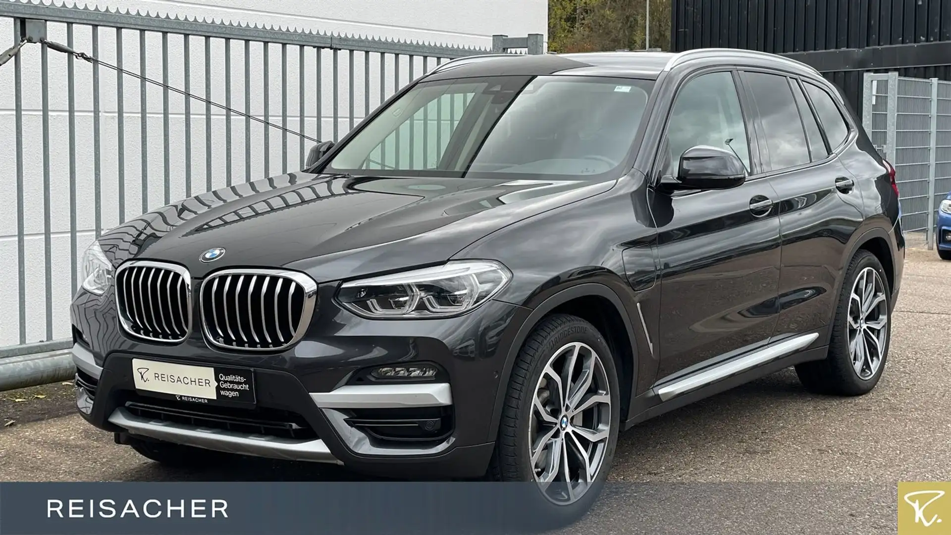 BMW X3 xDrive30e X-Line LCProf PA adapLED SSV LM20" Grau - 1