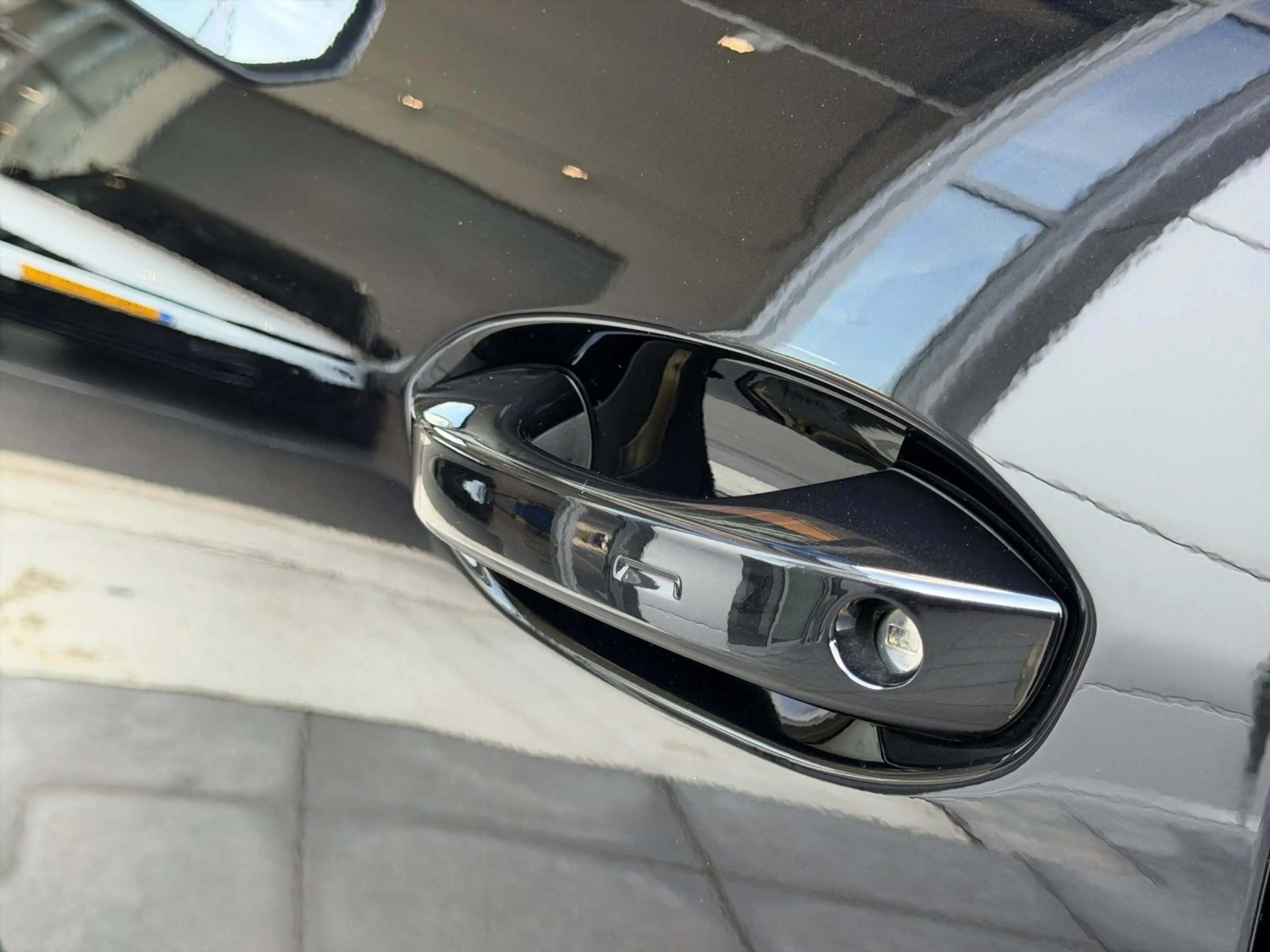 Ford Capri Premium Extended Range RWD 79 kWh — photo 20