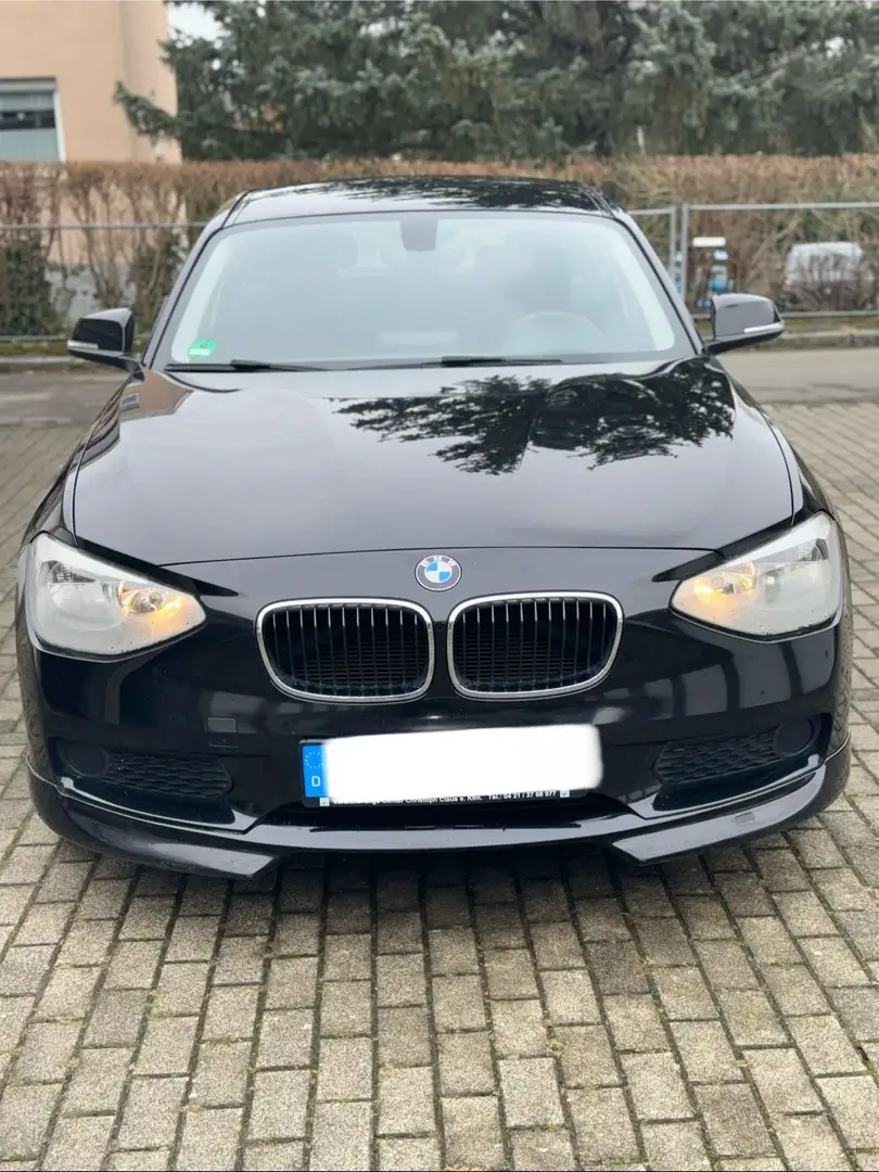 BMW 114 114i Sport Line Schwarz - 1