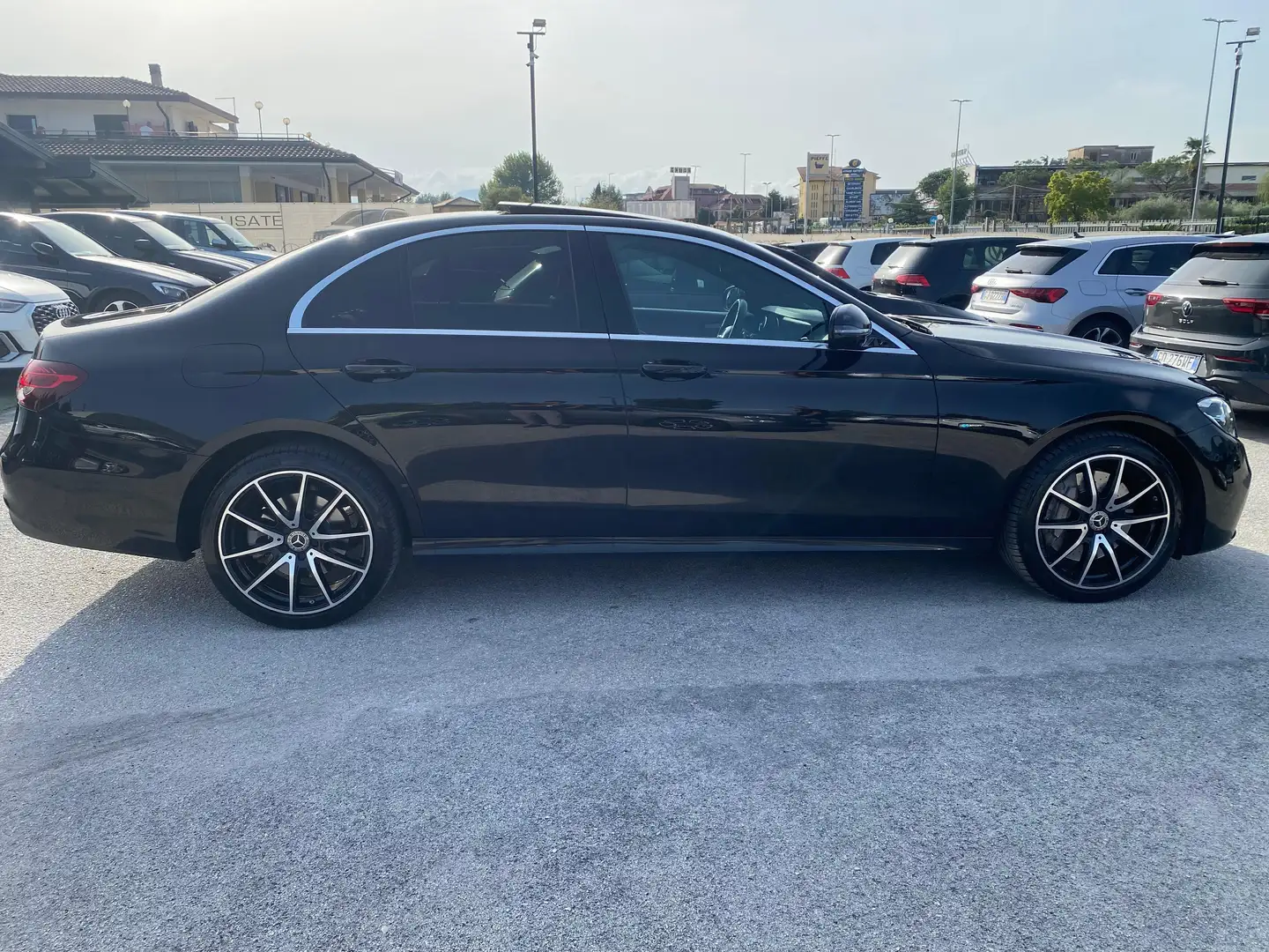 Mercedes-Benz E 300 E 300 (eq-power) Premium Plus 4matic auto my20 Nero - 2