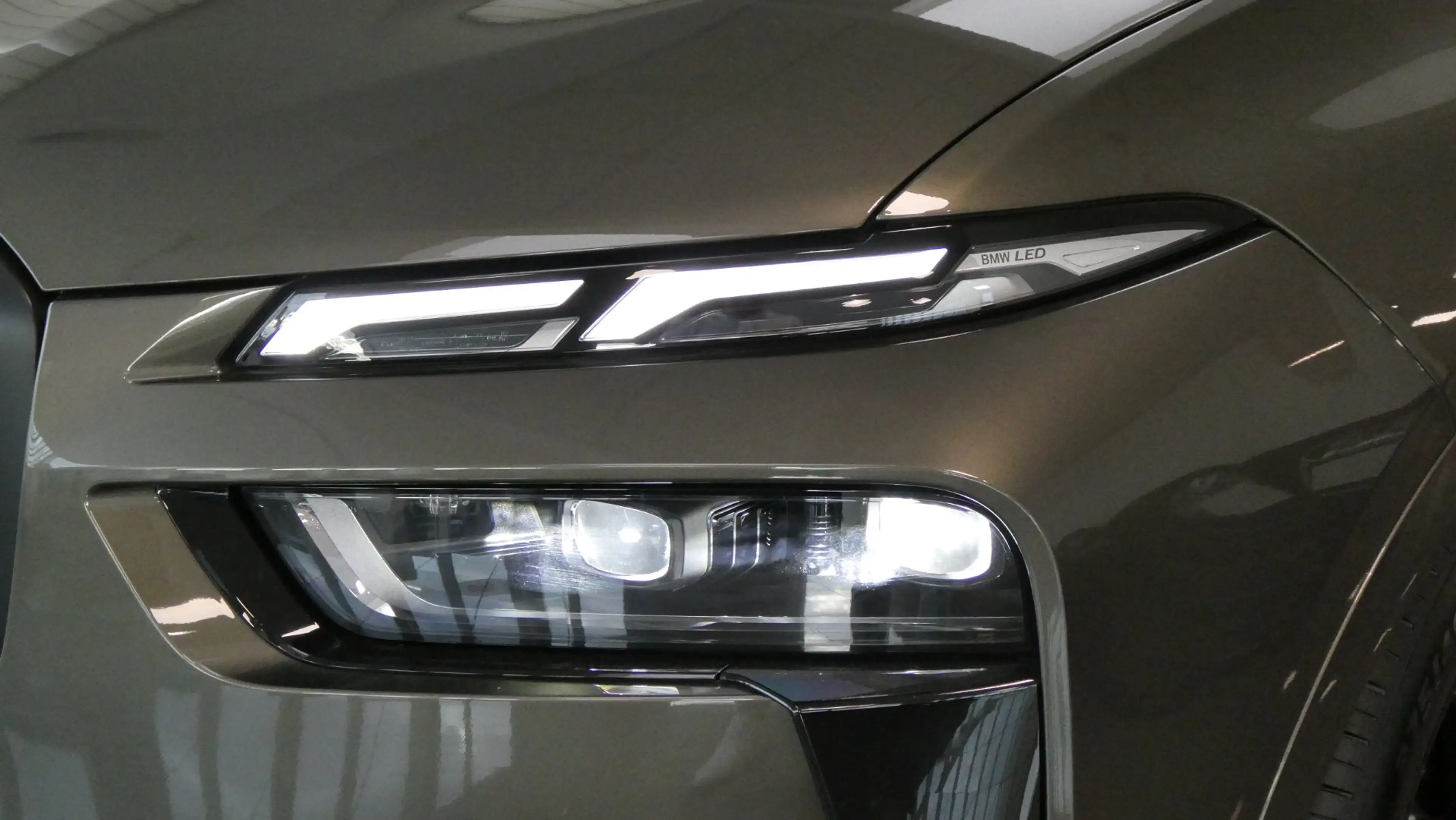 BMW X7 xDrive40d 48V M-Sportpaket Pro — photo 3