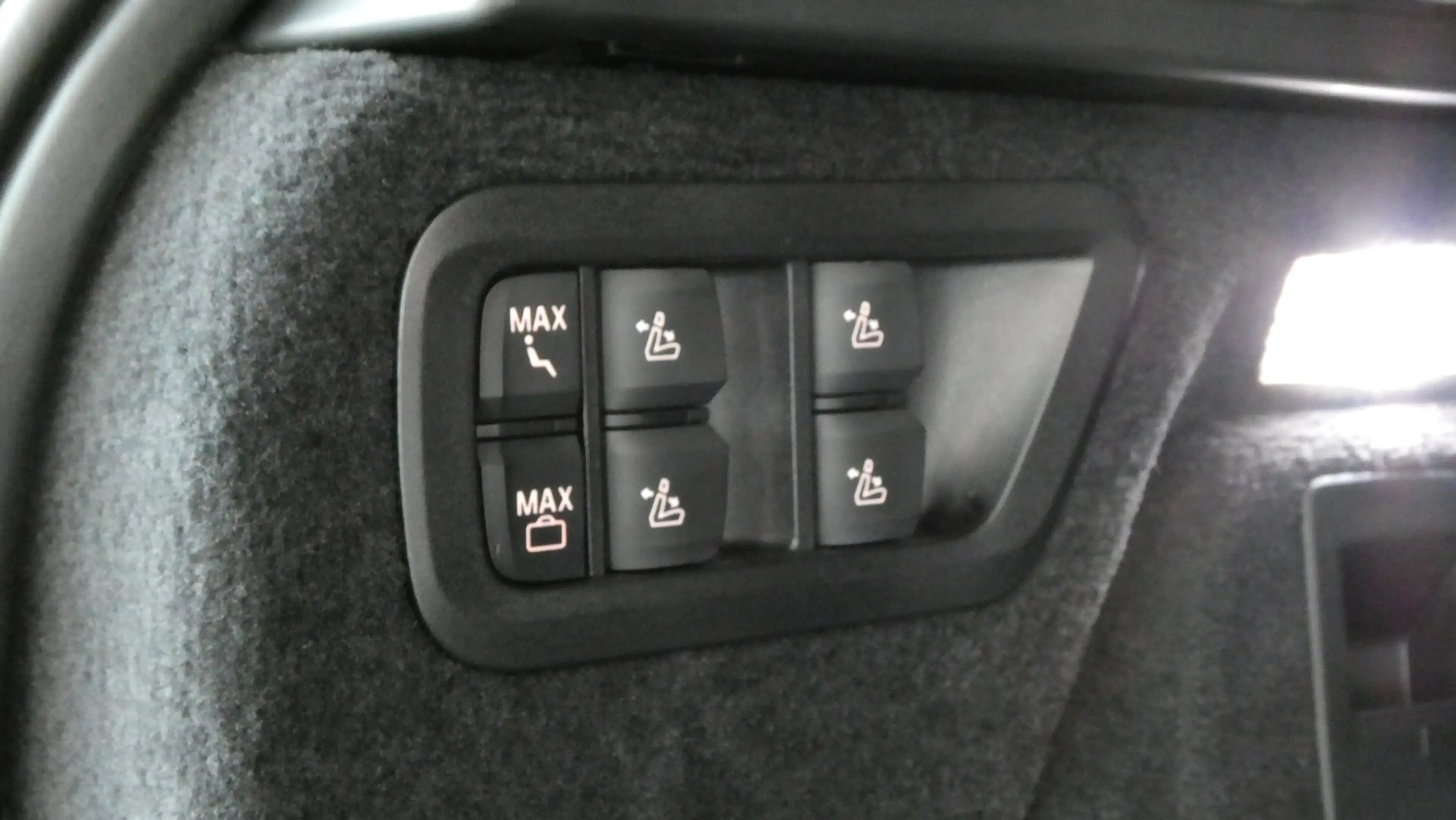 BMW X7 xDrive40d 48V M-Sportpaket Pro — photo 9