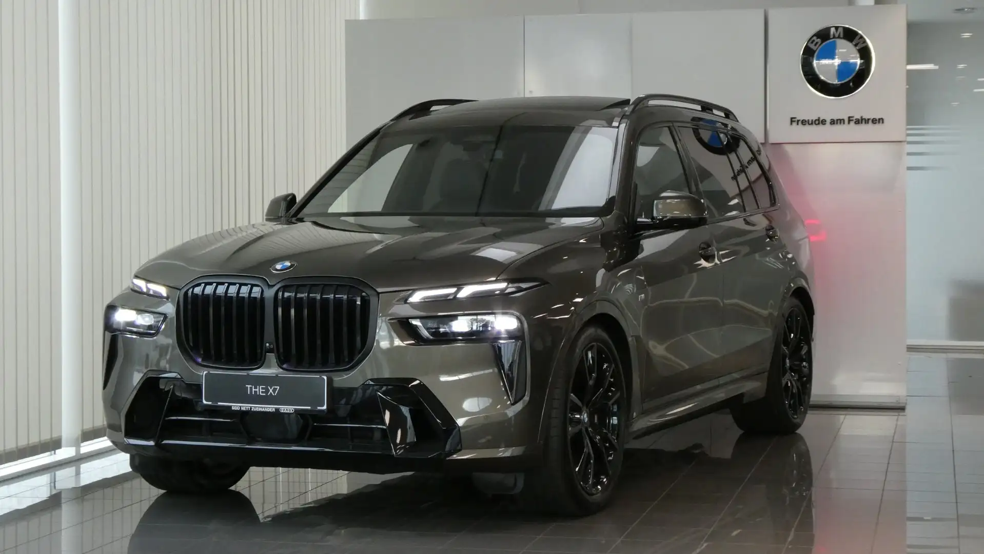 BMW X7 xDrive40d 48V M-Sportpaket Pro Grün - 1
