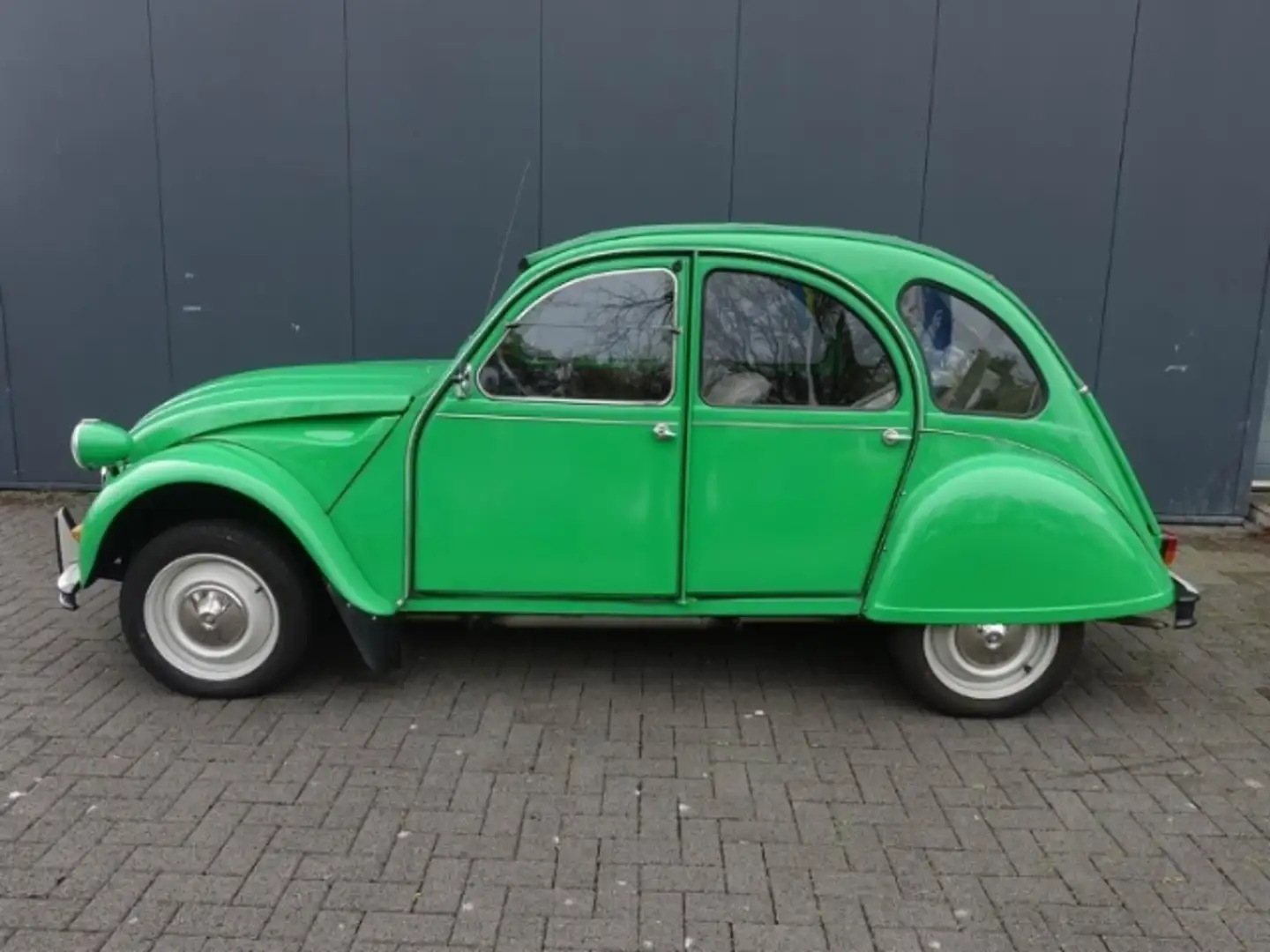 Citroen 2CV 2CV6 Club AZ-L-20KW Grün - 2