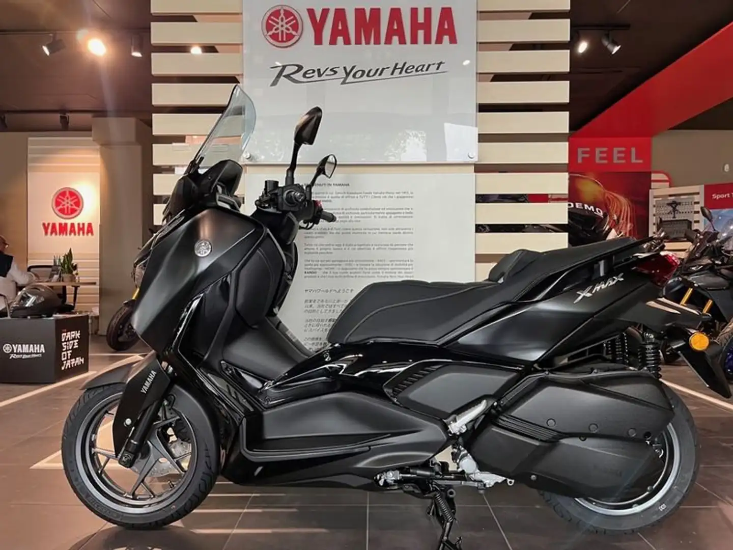 Yamaha X-Max 300 Tech max - 1