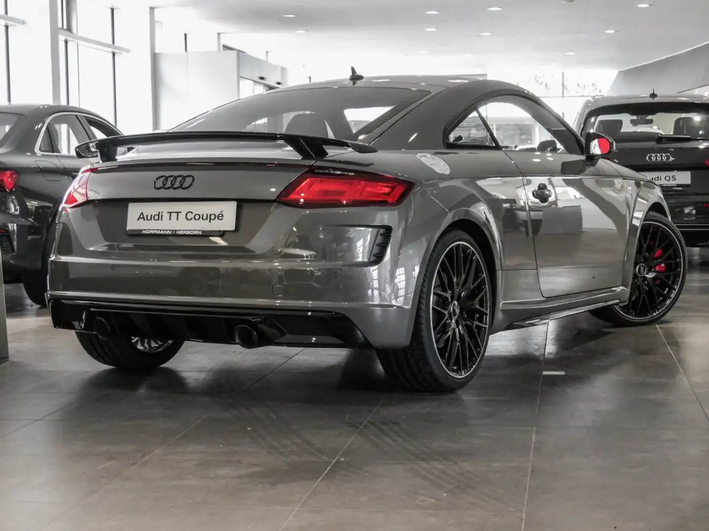 Audi TT nza 45 TFSI Competition Plus S-Line B&O Grau - 2