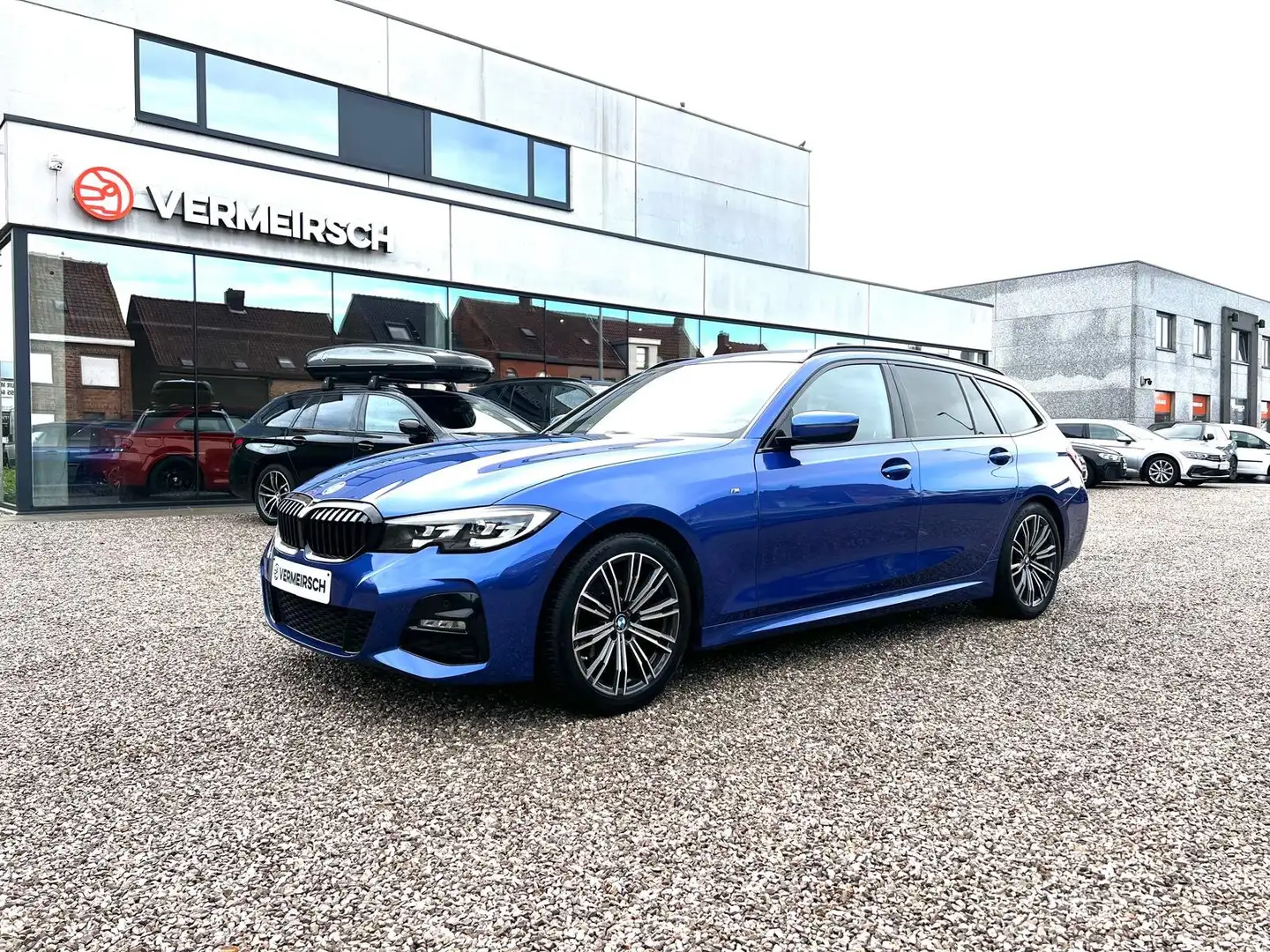 BMW 318 318i Touring Aut. M Sport*M-PACK*LED*APPLECARPLAY* Blauw - 1