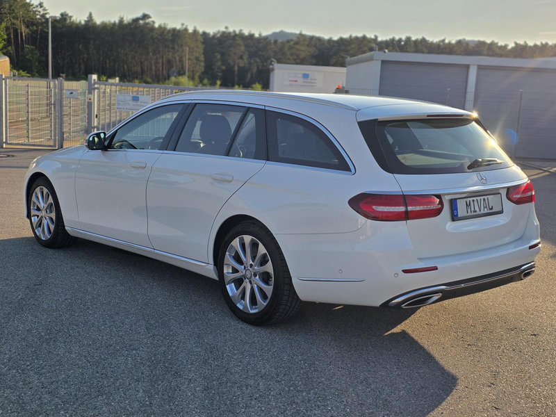 Mercedes-Benz E 400 E400 4Matic/Airmatic/Multibeam/Distronic/Standh. — photo 5