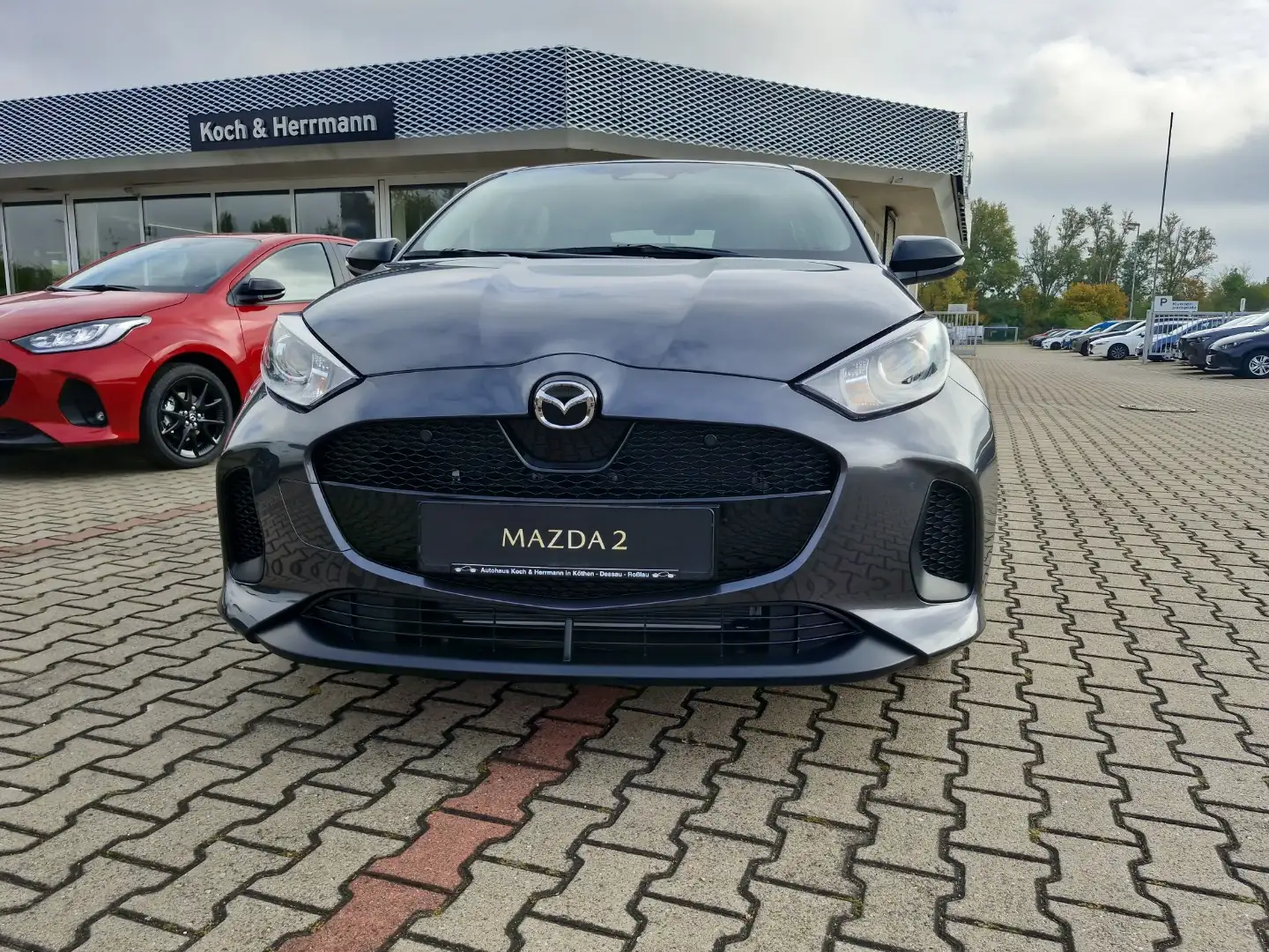 Mazda 2 Hybrid 1.5L Hybrid VVT-i 116 Exclusive-Line Gris - 2
