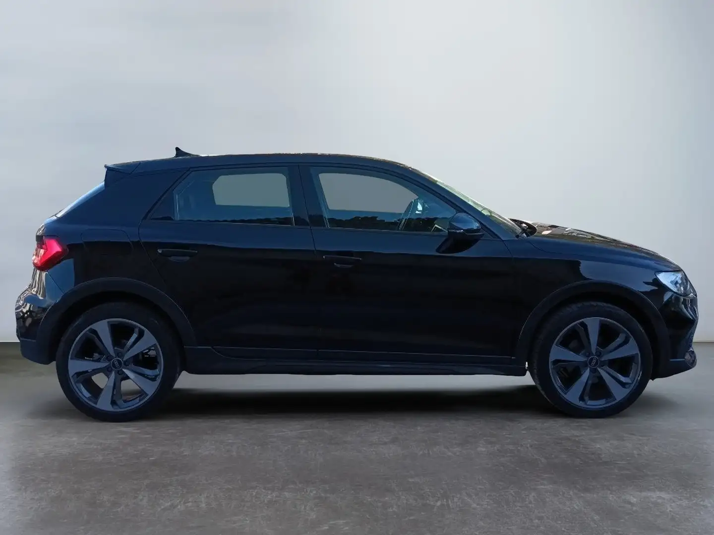 Audi A1 2ª serie allstreet 30 TFSI S tronic Identity Cont Noir - 2