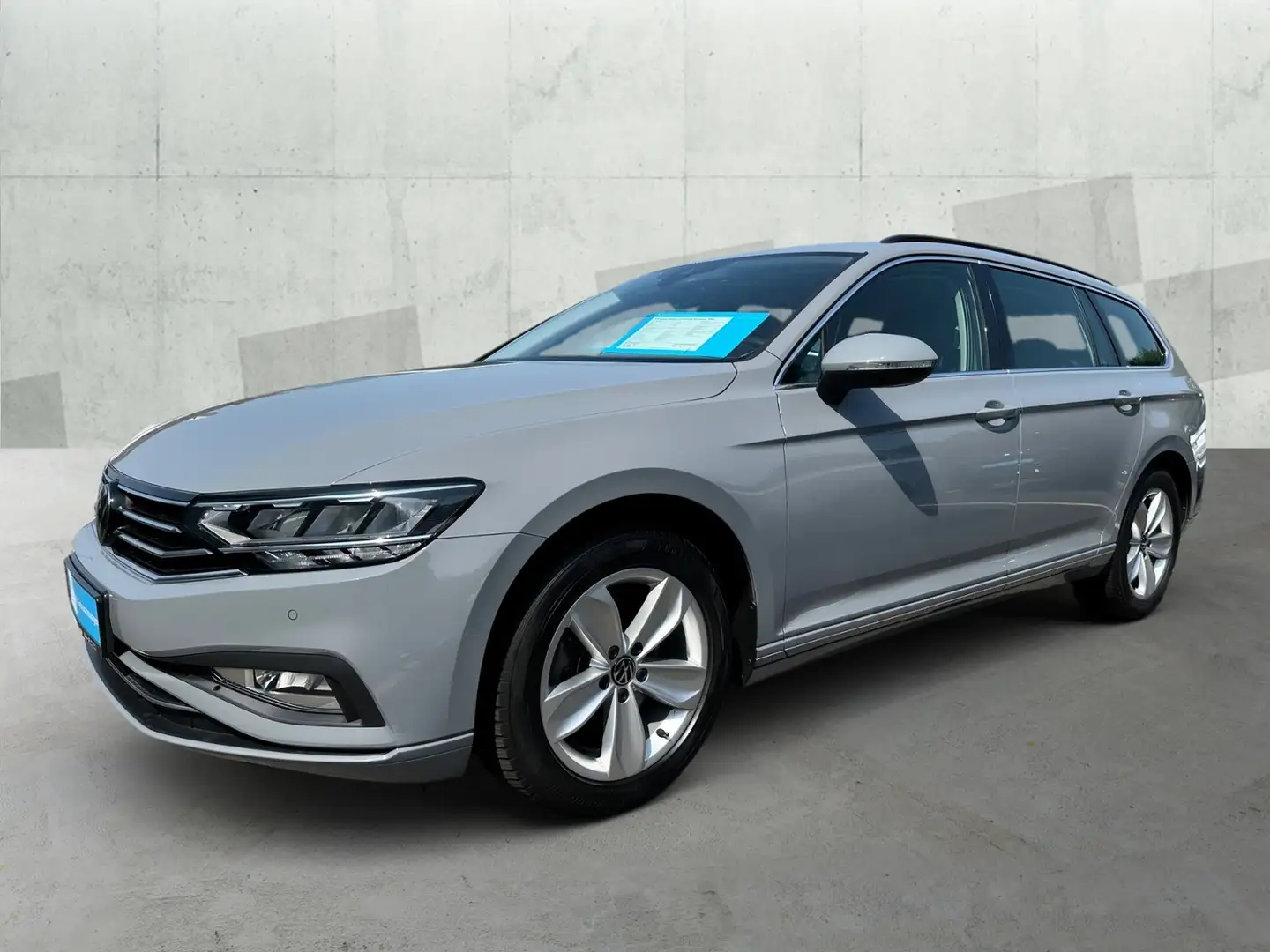 Volkswagen Passat Variant 2.0 TDI DSG BUSINESS *AHK *TRAVEL *RKAM *LED * Grijs - 2