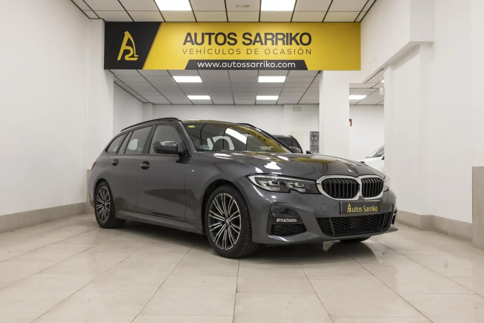 BMW 330 330dA Touring Gris - 1
