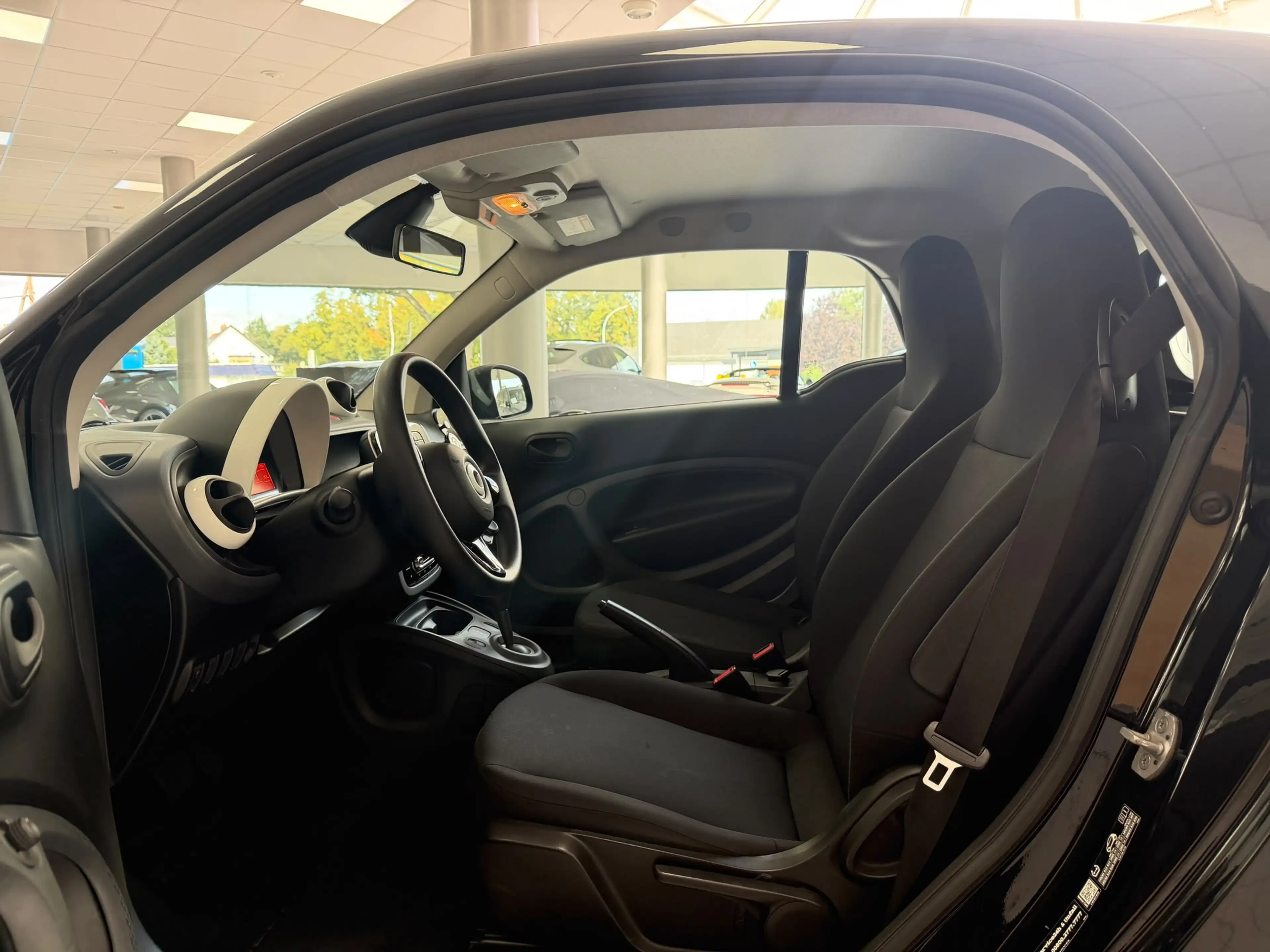 smart forTwo Coupe AUTOMATIK*KLIMA*2019*BLUETOOTH* — photo 8