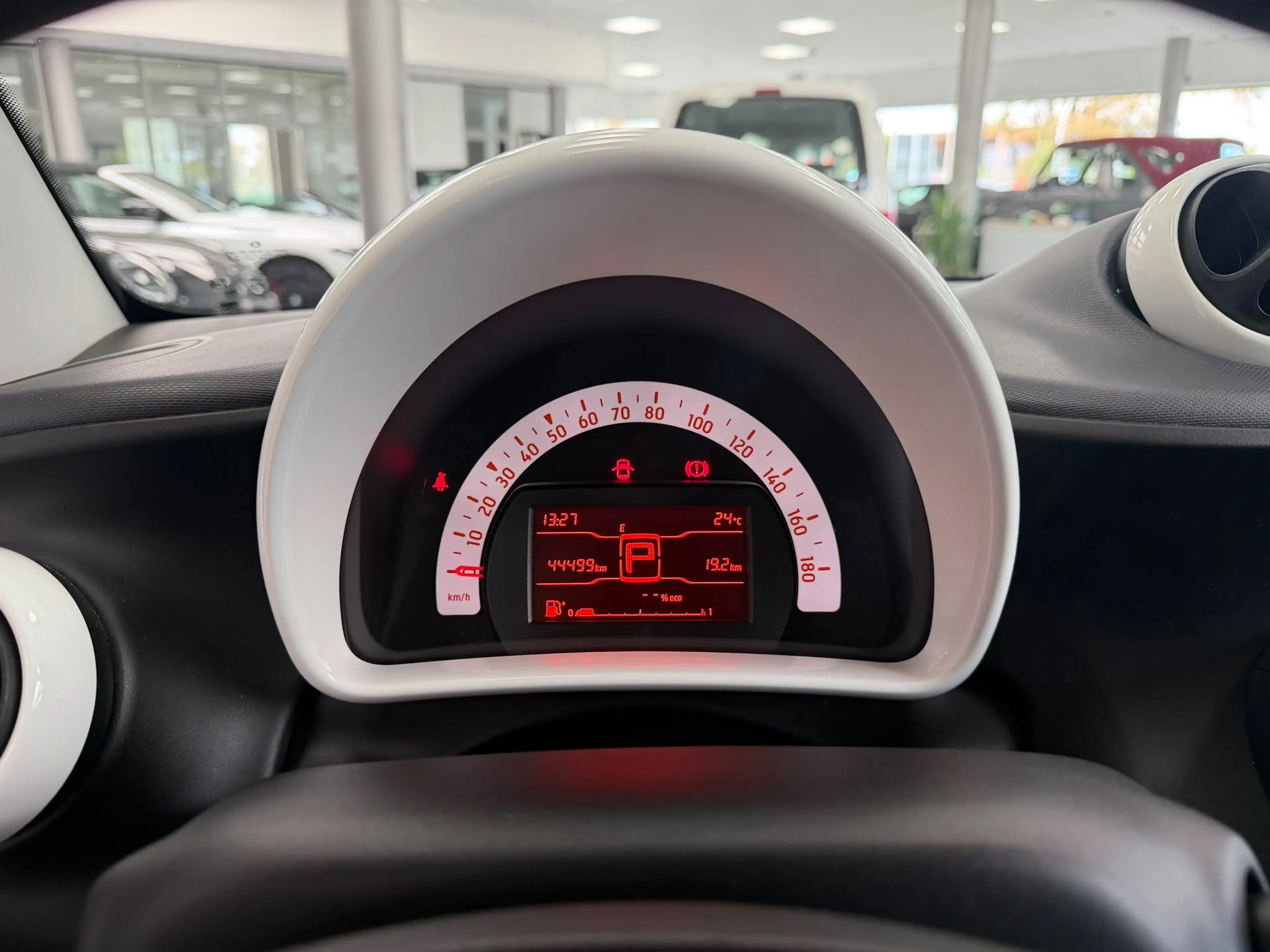 smart forTwo Coupe AUTOMATIK*KLIMA*2019*BLUETOOTH* — photo 10