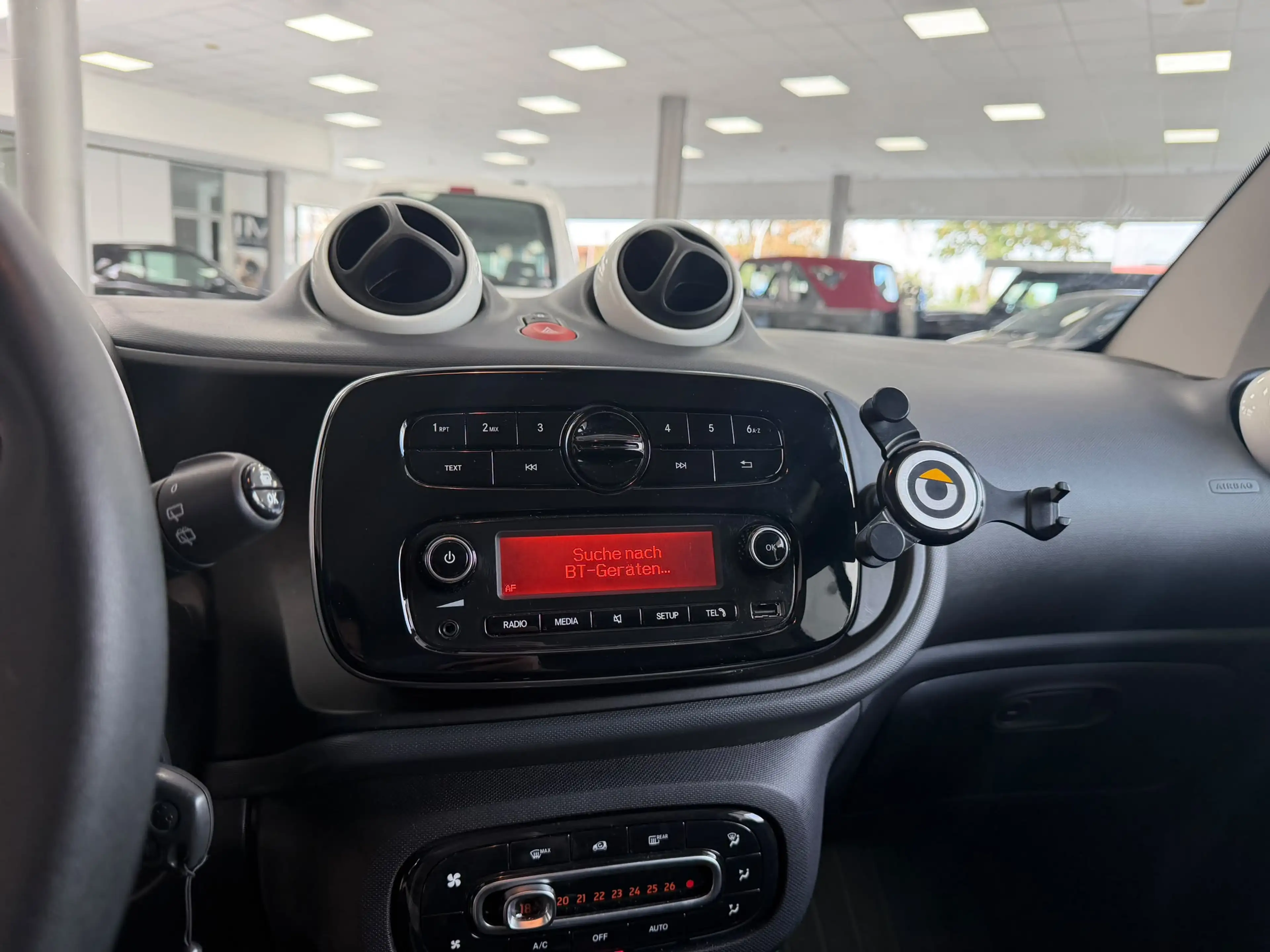 smart forTwo Coupe AUTOMATIK*KLIMA*2019*BLUETOOTH* — photo 13