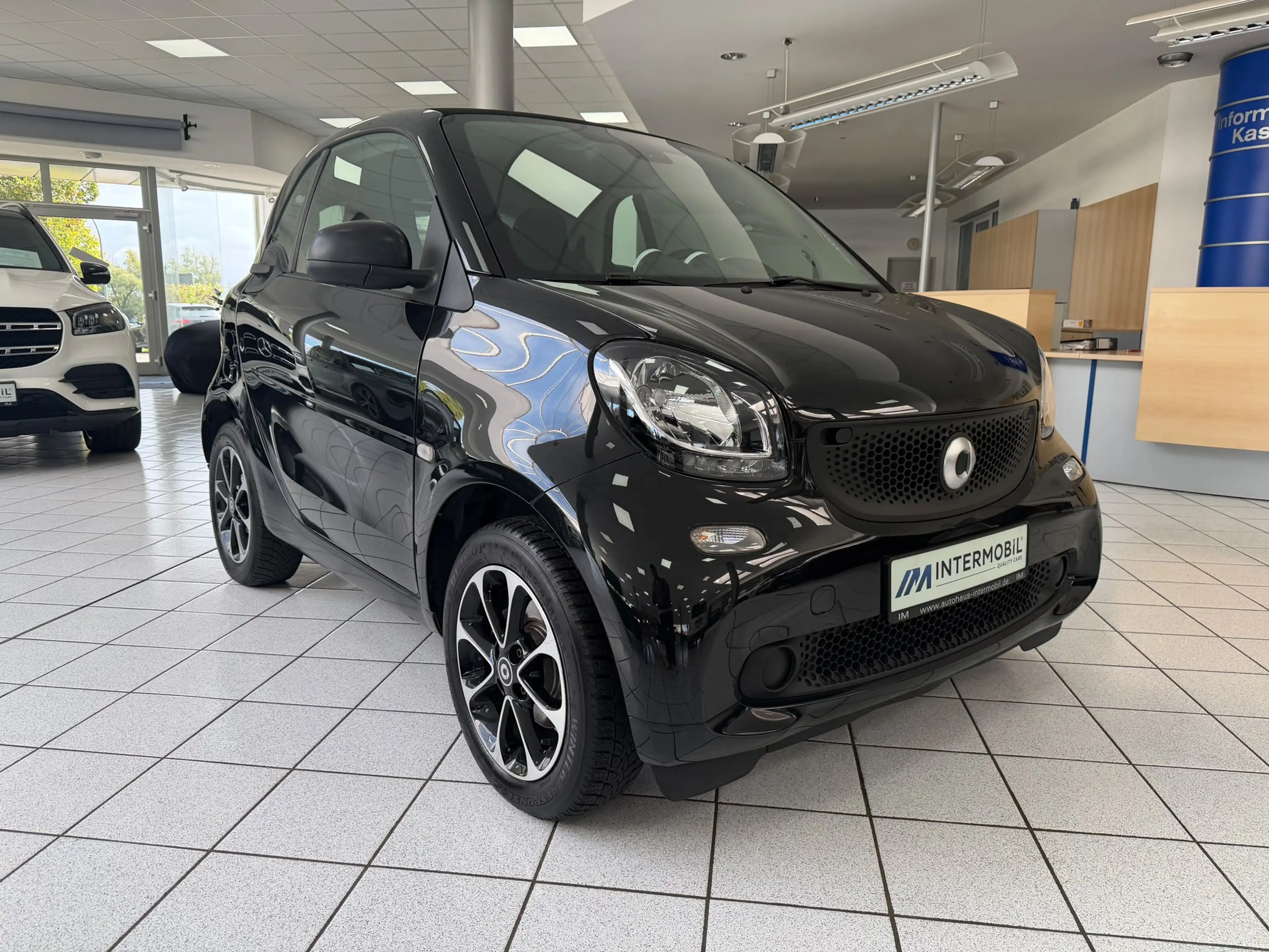 smart forTwo Coupe AUTOMATIK*KLIMA*2019*BLUETOOTH* — photo 3