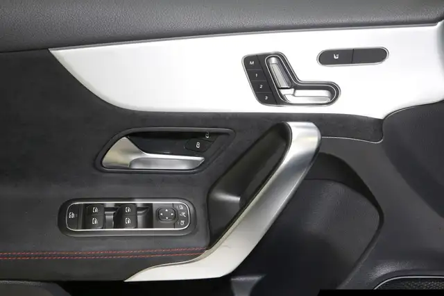 Mercedes-Benz A Class view 14