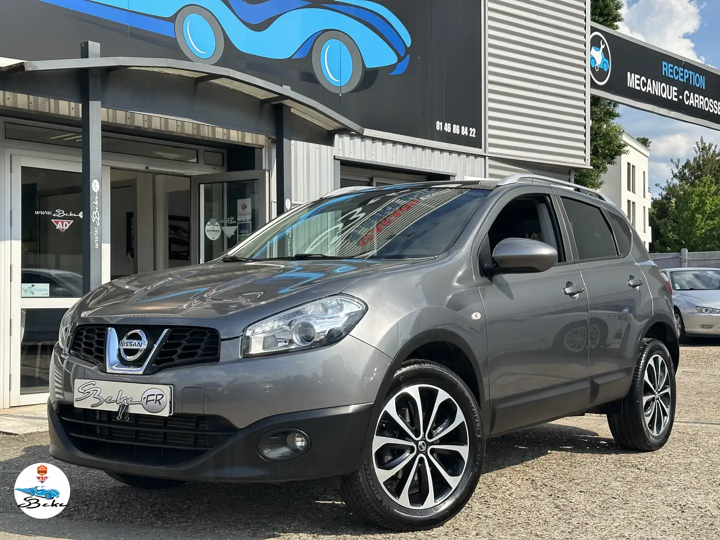 Nissan Qashqai 1.6 dCi 130 FAP Connect Edition Szary - 1