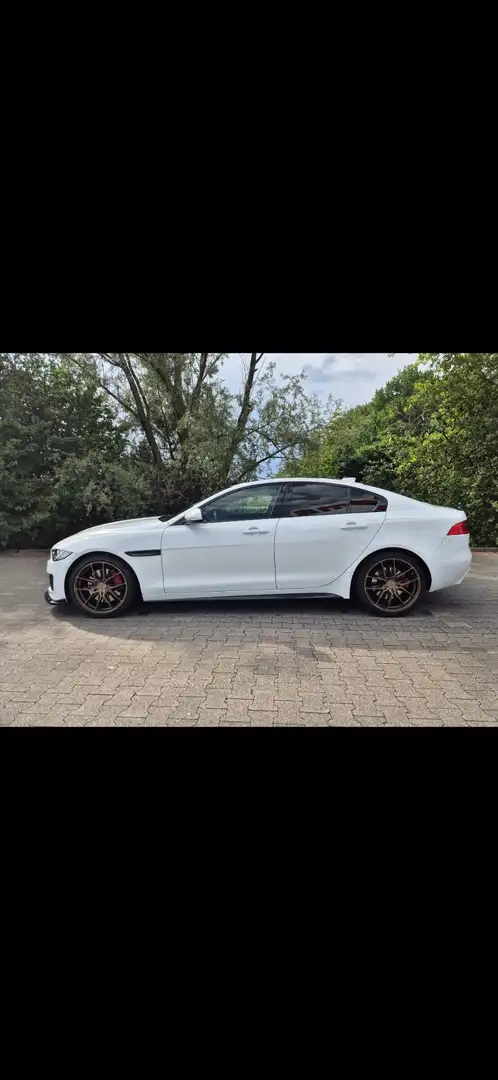 Jaguar XE S Weiß - 2