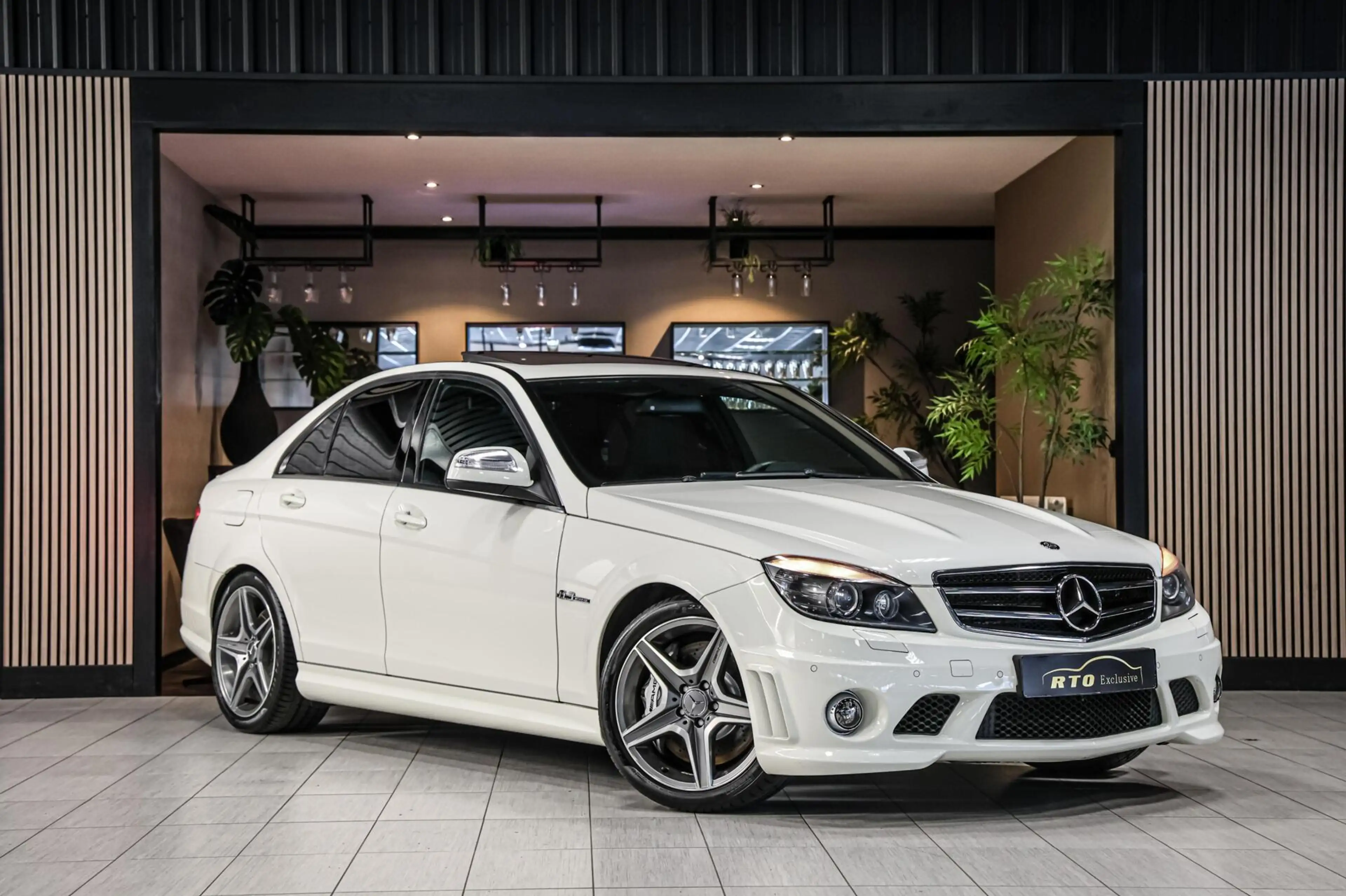Mercedes-Benz C 63 AMG 63|originele lak|Carplay|Schuif/kantel — photo 4