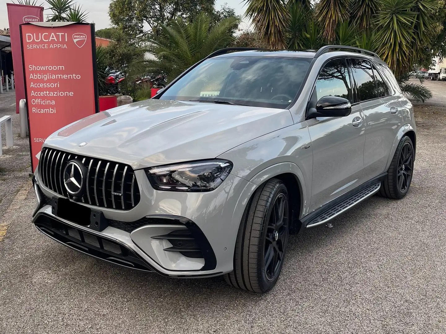 Mercedes-Benz GLE 53 AMG Plug in Hybrid 4MATIC / Premium Plus / Burmaster Gri - 1