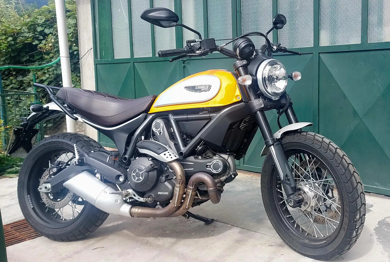 Ducati Scrambler 800 classic Giallo - 1