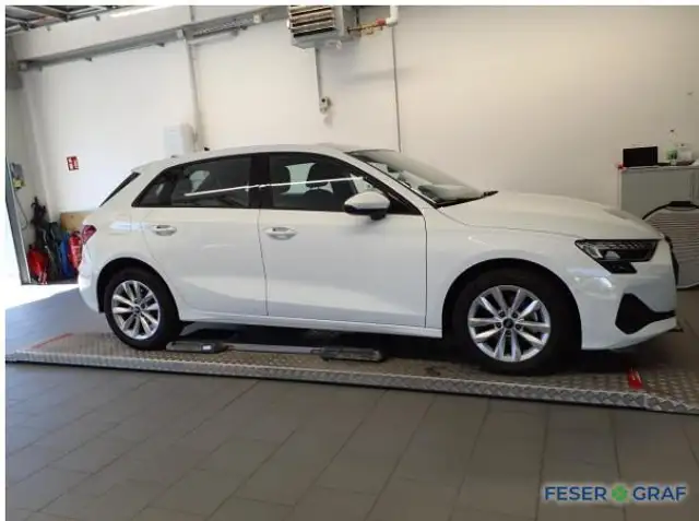 Audi A3 view 3