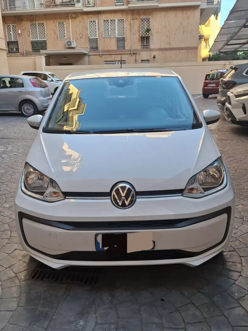 Volkswagen e-up! - 1