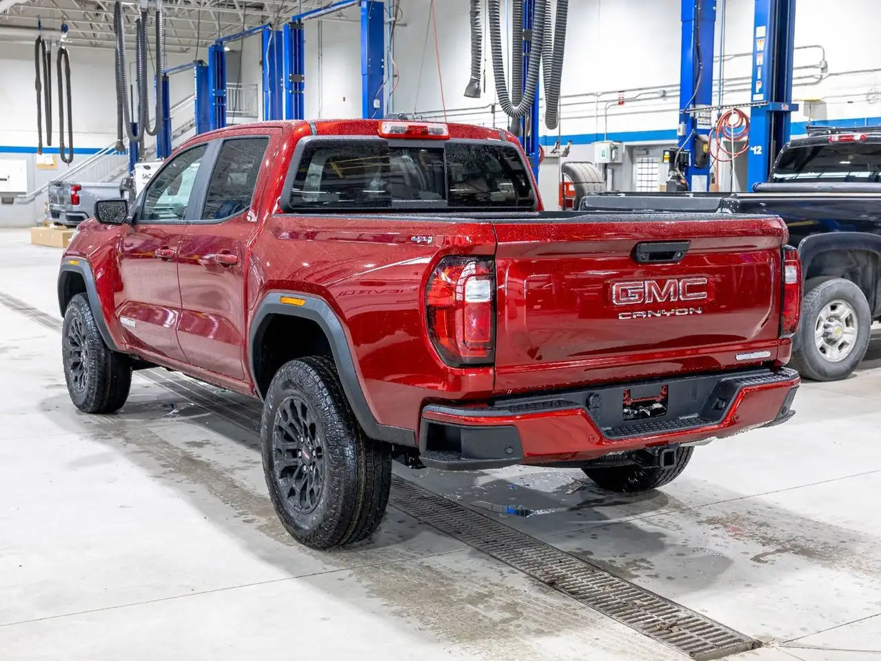 GMC Canyon снимка GMC Canyon