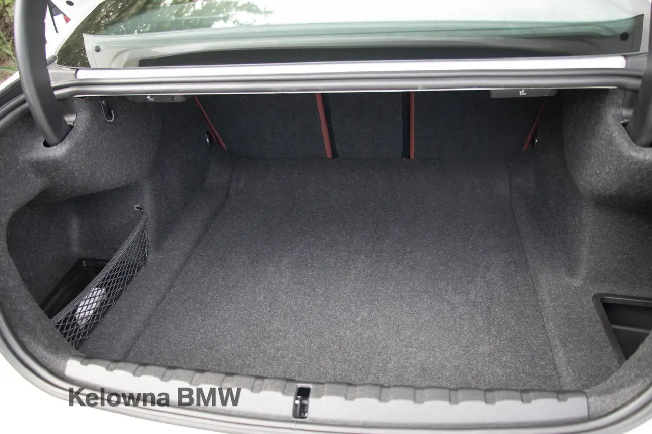 BMW 4 Series снимка BMW 4 Series