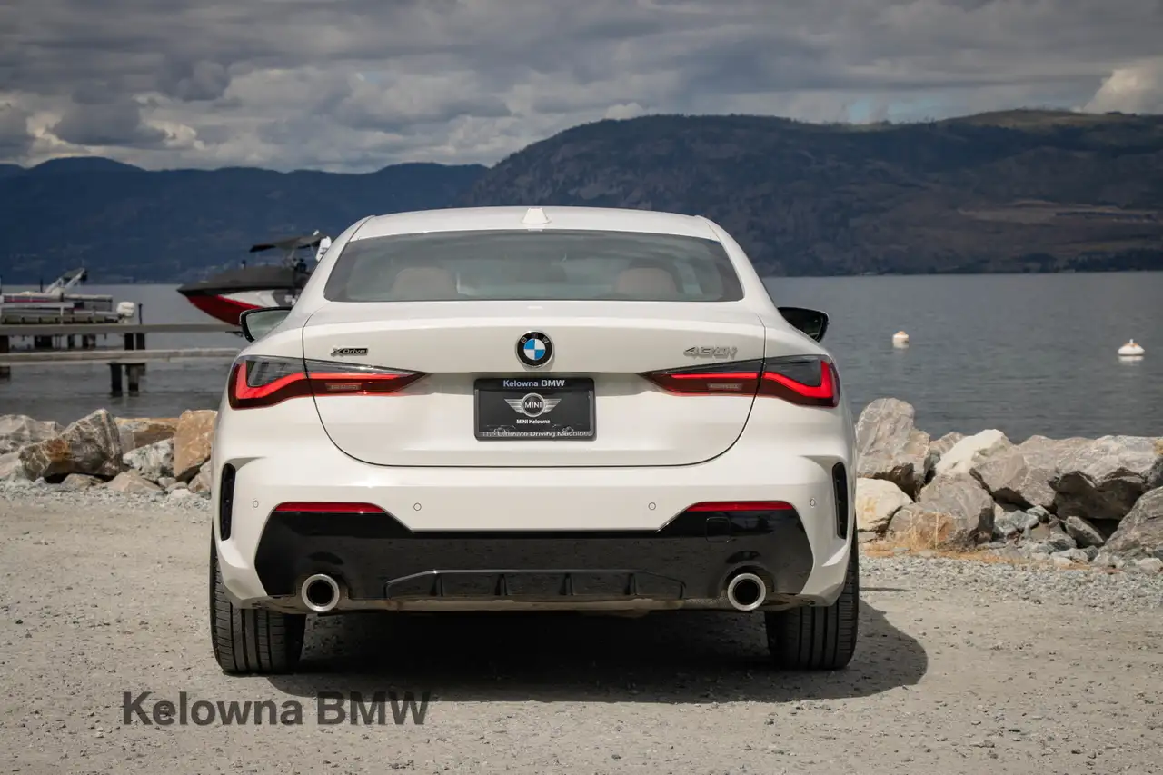 BMW 4 Series снимка BMW 4 Series