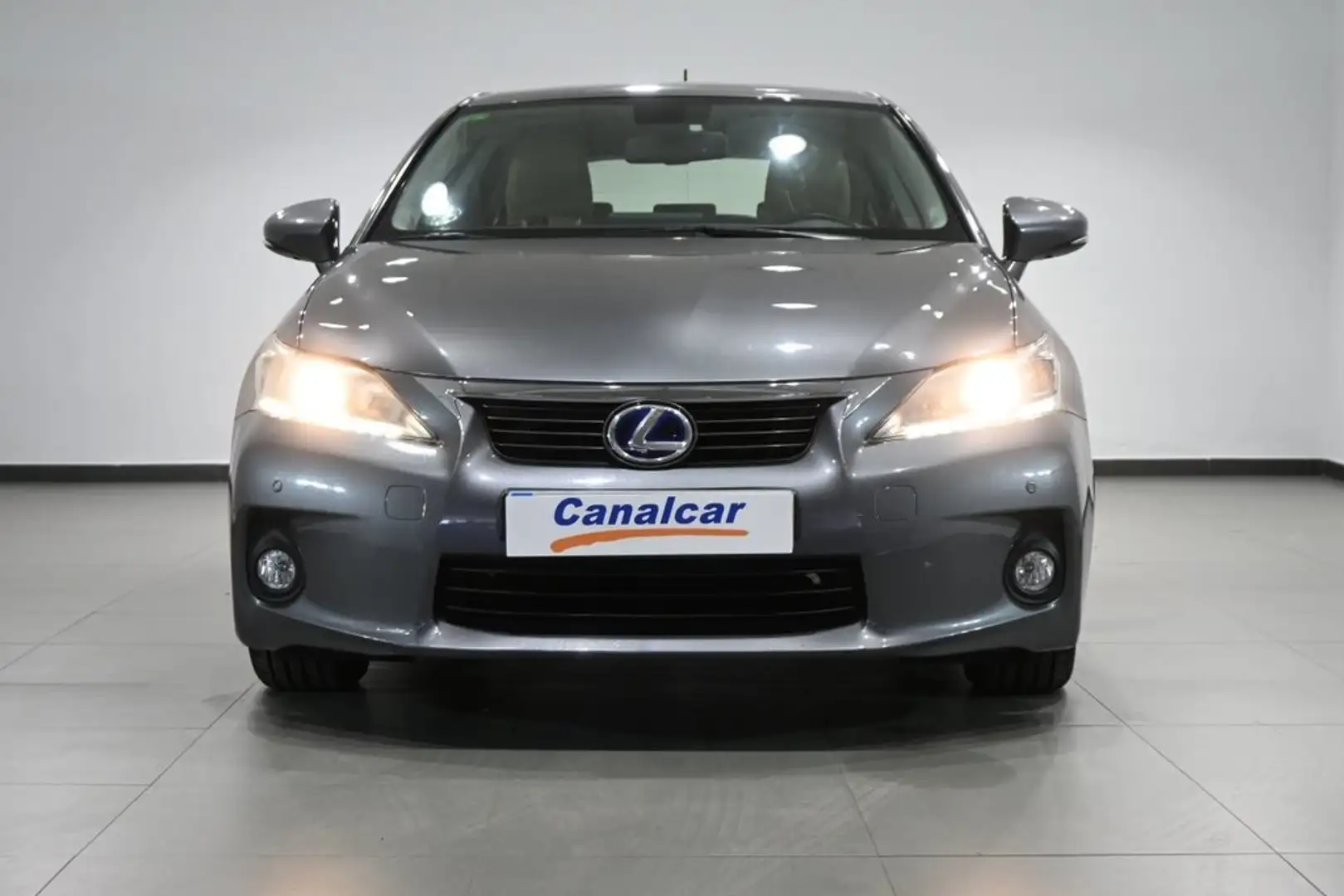 Lexus CT 200h Gris - 2