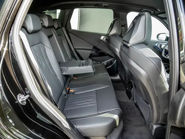BMW X3 view 15