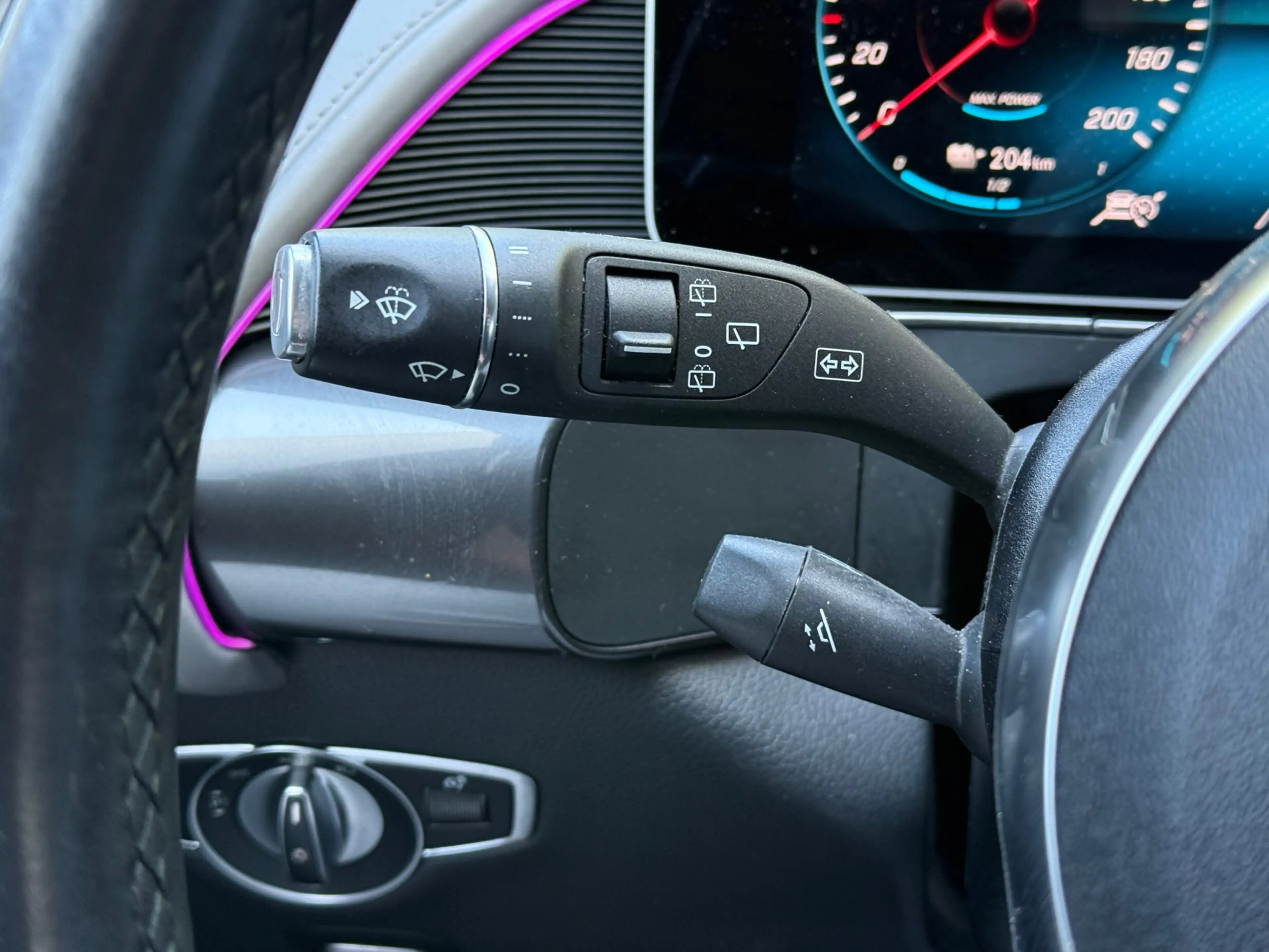 Mercedes-Benz EQC 400 4-Matic AMG 300KW l Pano l Headup l 360 Camera l B — photo 28