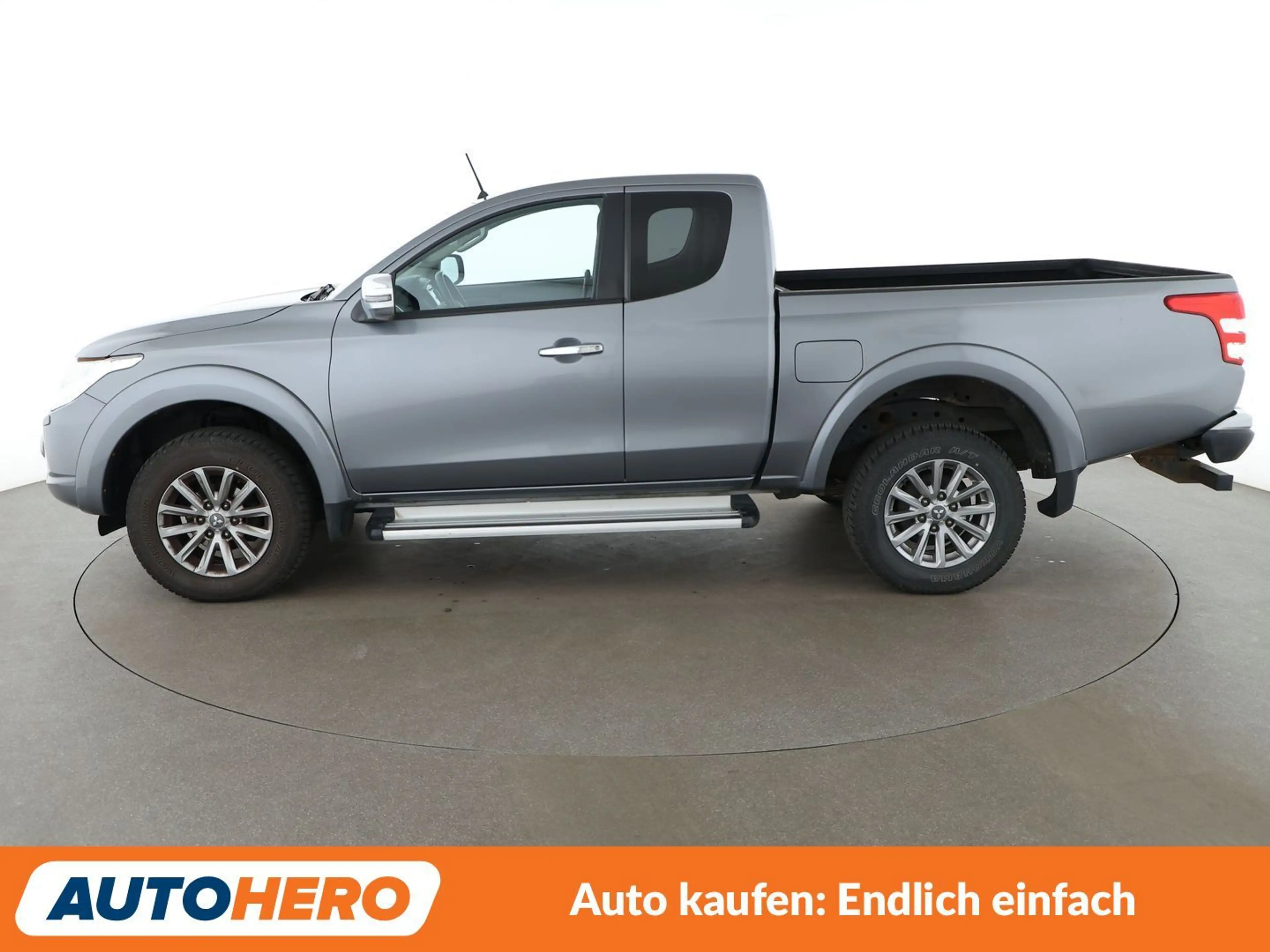 Mitsubishi L200 2.4 DI-D Plus Club Cab 4WD*NAVI*TEMPO*CAM*LIM* — photo 3