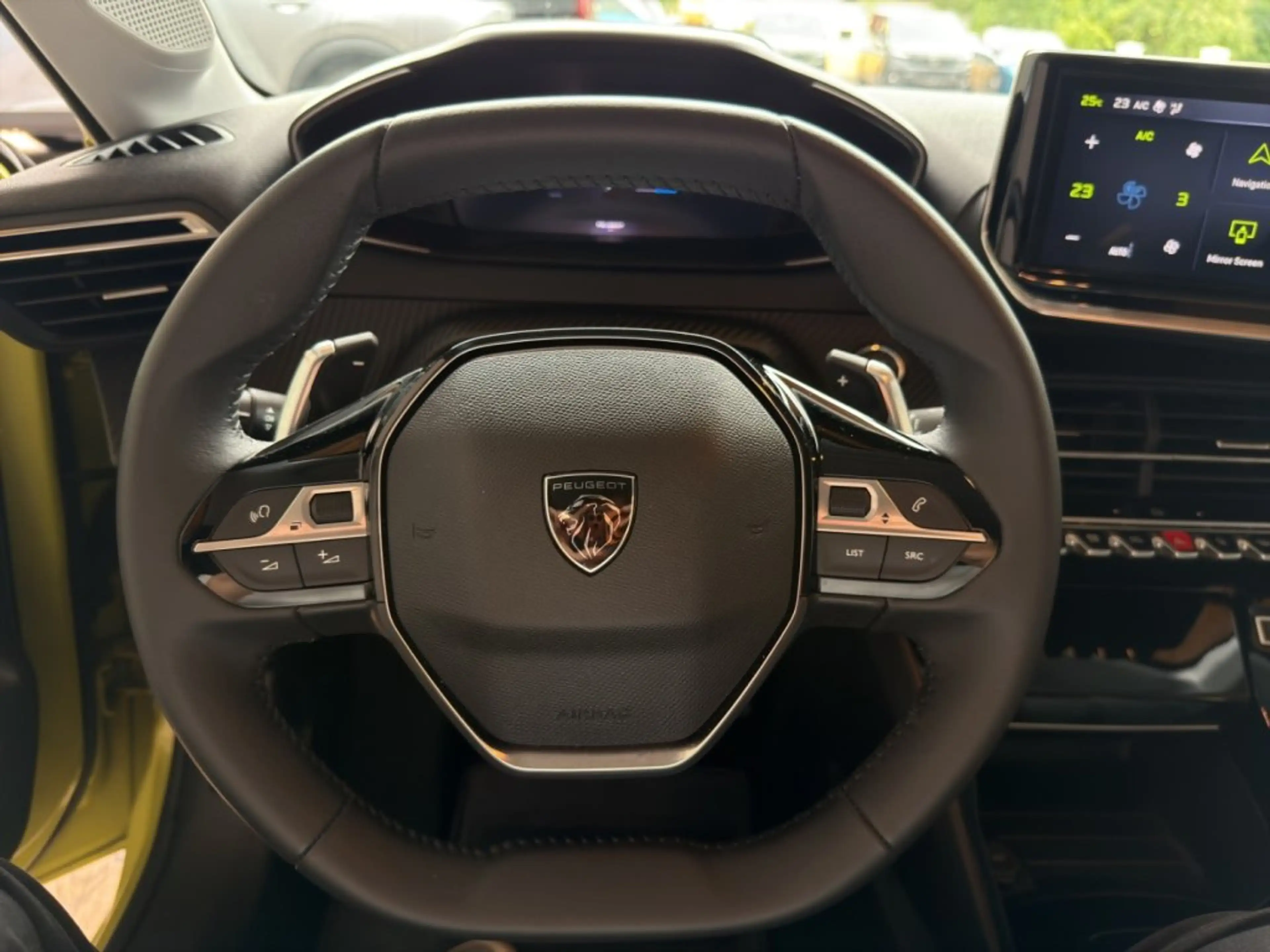 Peugeot 208 ALLURE Hybrid 110 e-DCS6 — photo 9