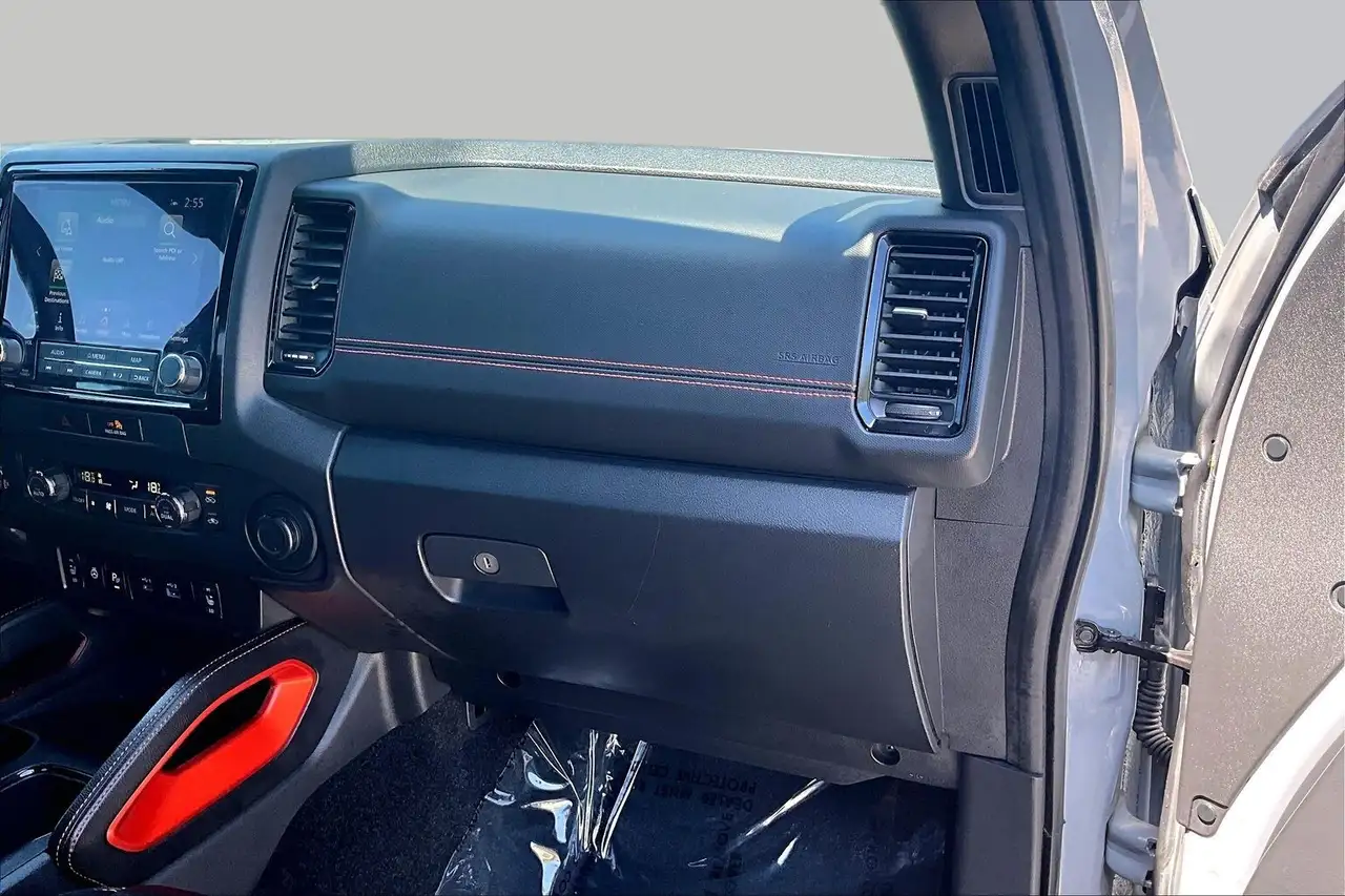 Nissan Frontier снимка Nissan Frontier