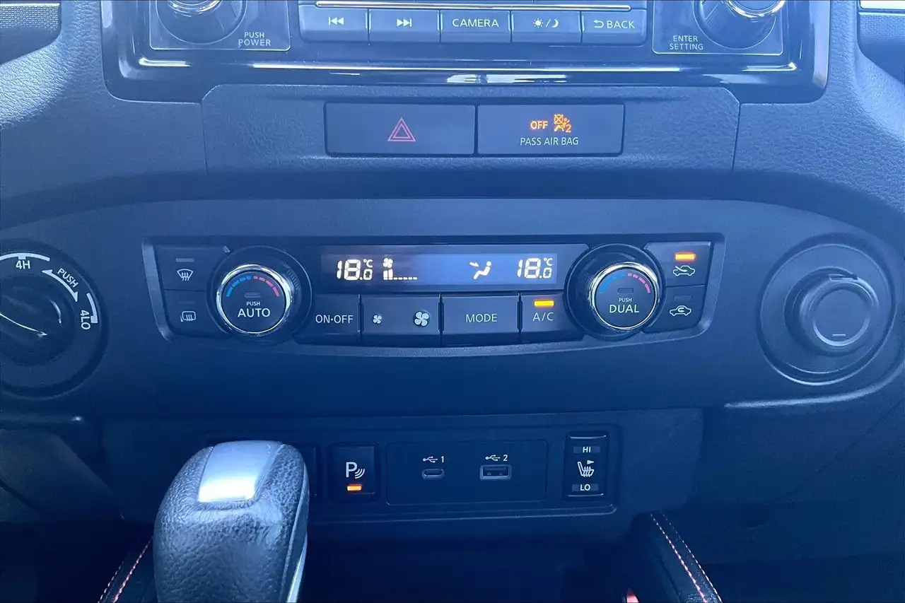 Nissan Frontier снимка Nissan Frontier