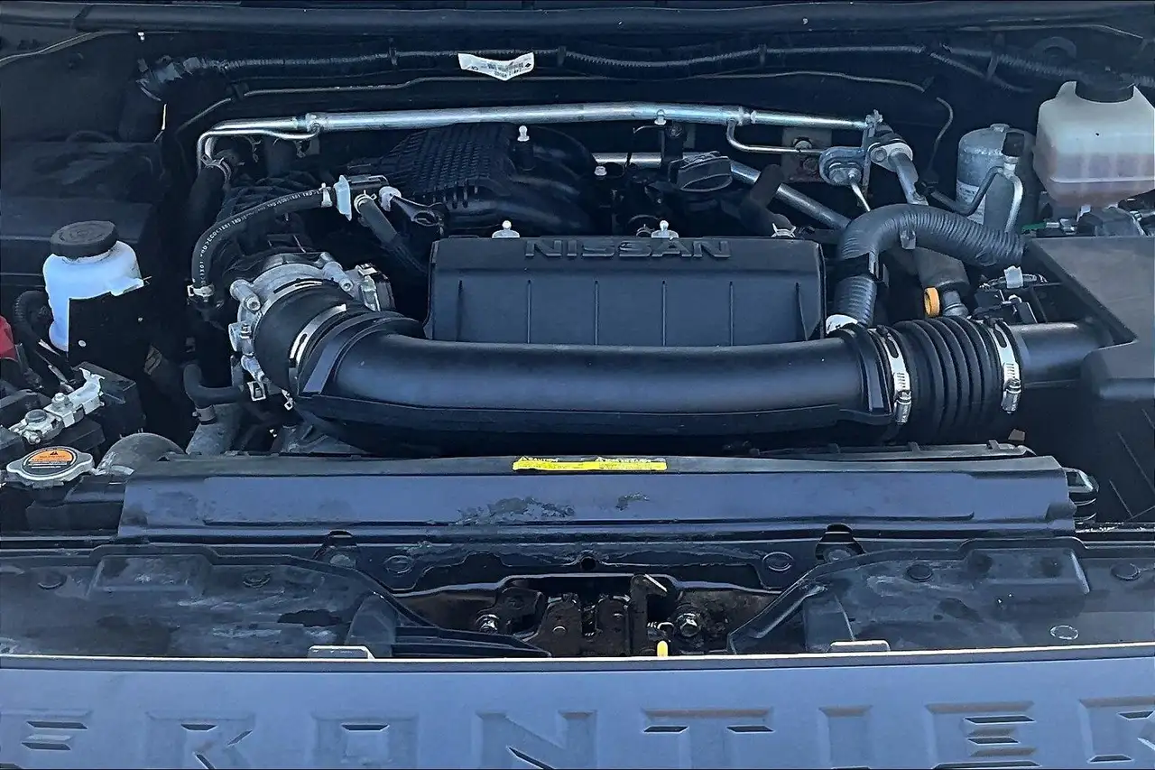 Nissan Frontier снимка Nissan Frontier