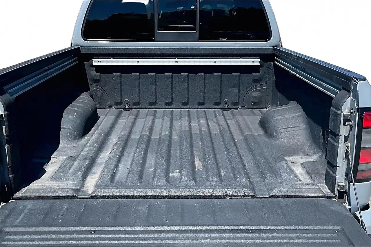 Nissan Frontier снимка Nissan Frontier