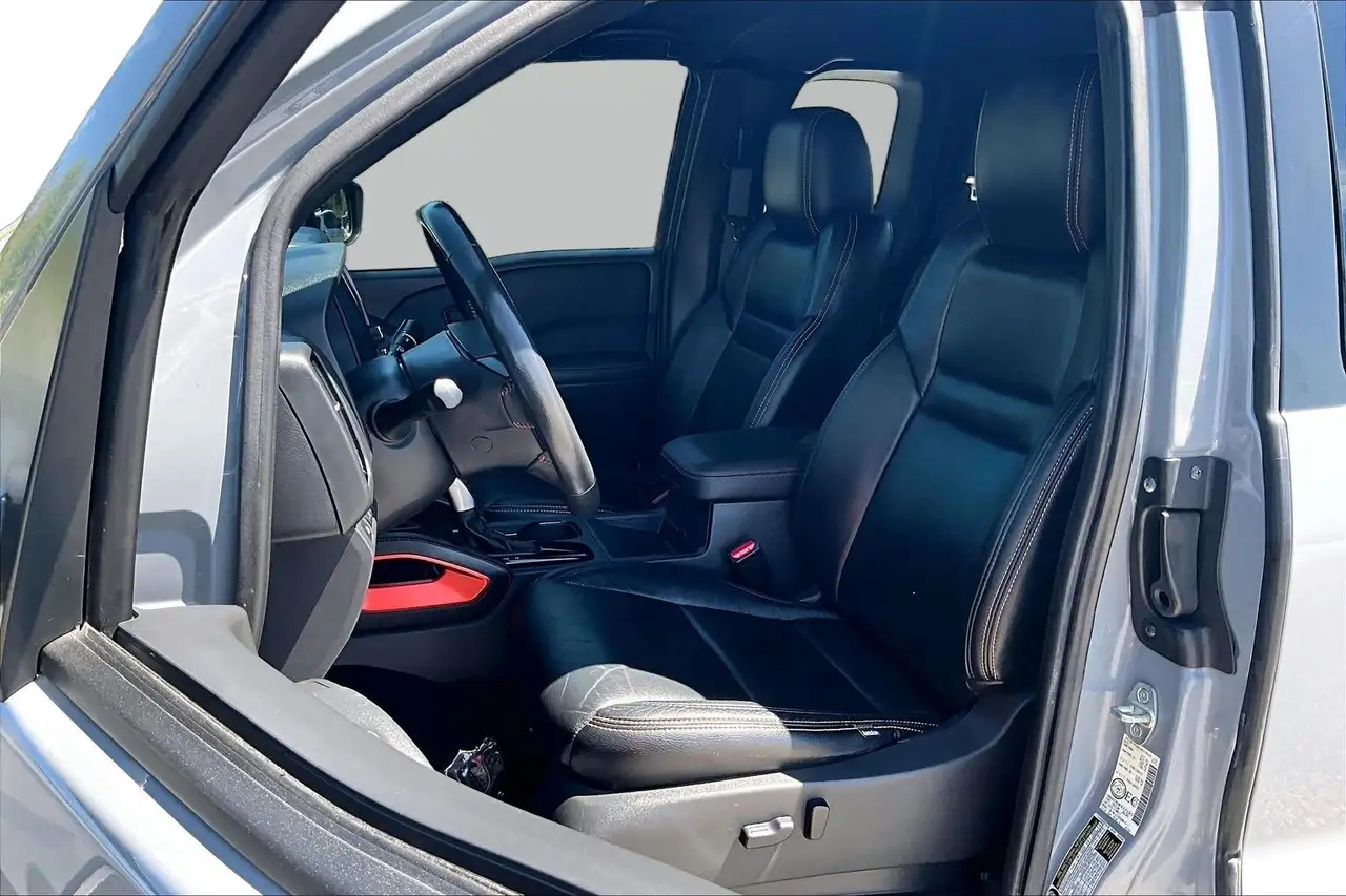 Nissan Frontier снимка Nissan Frontier