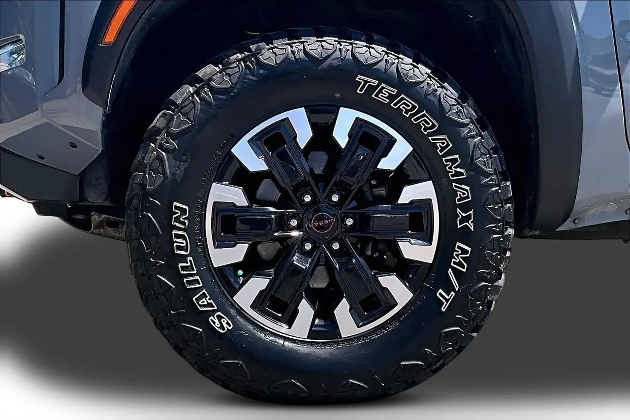 Nissan Frontier снимка Nissan Frontier