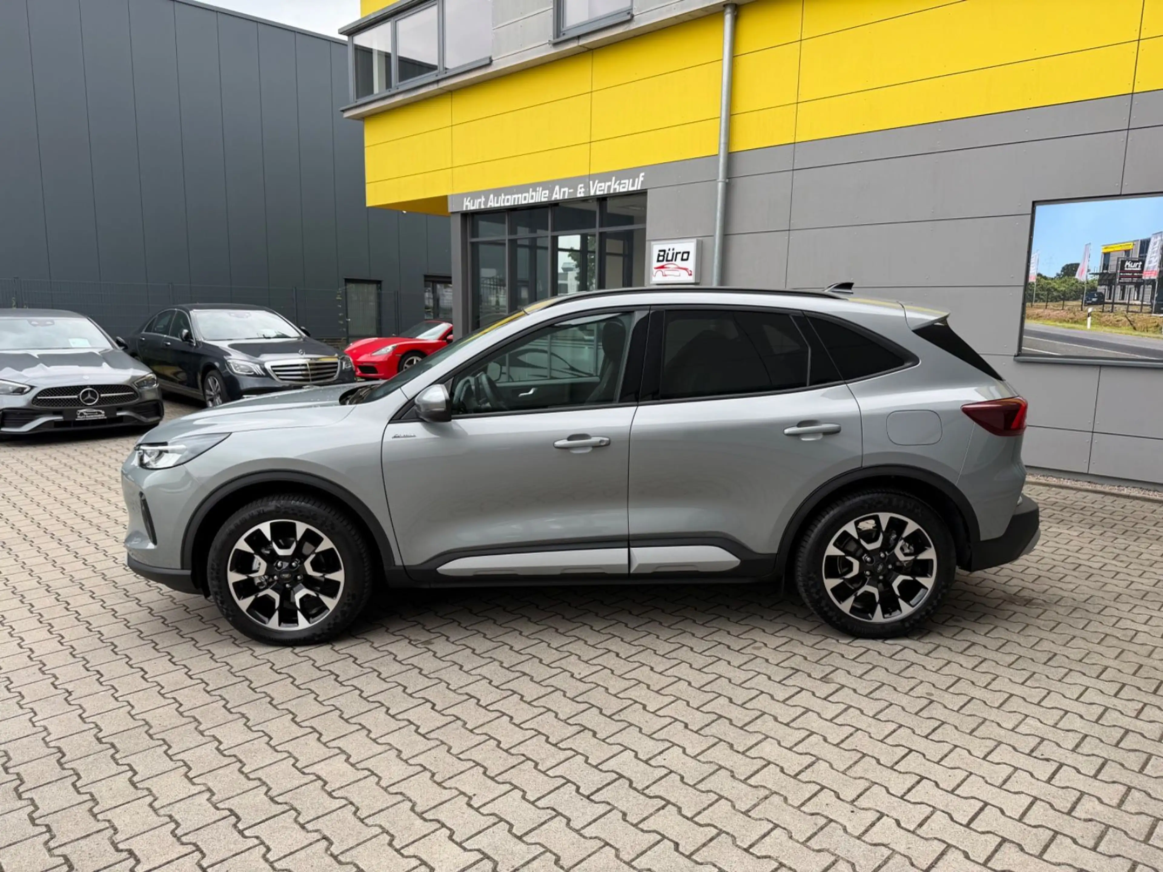 Ford Kuga Hybrid Active/SPURH*/TEMPOMAT/KEYLESS/NAVI — photo 3