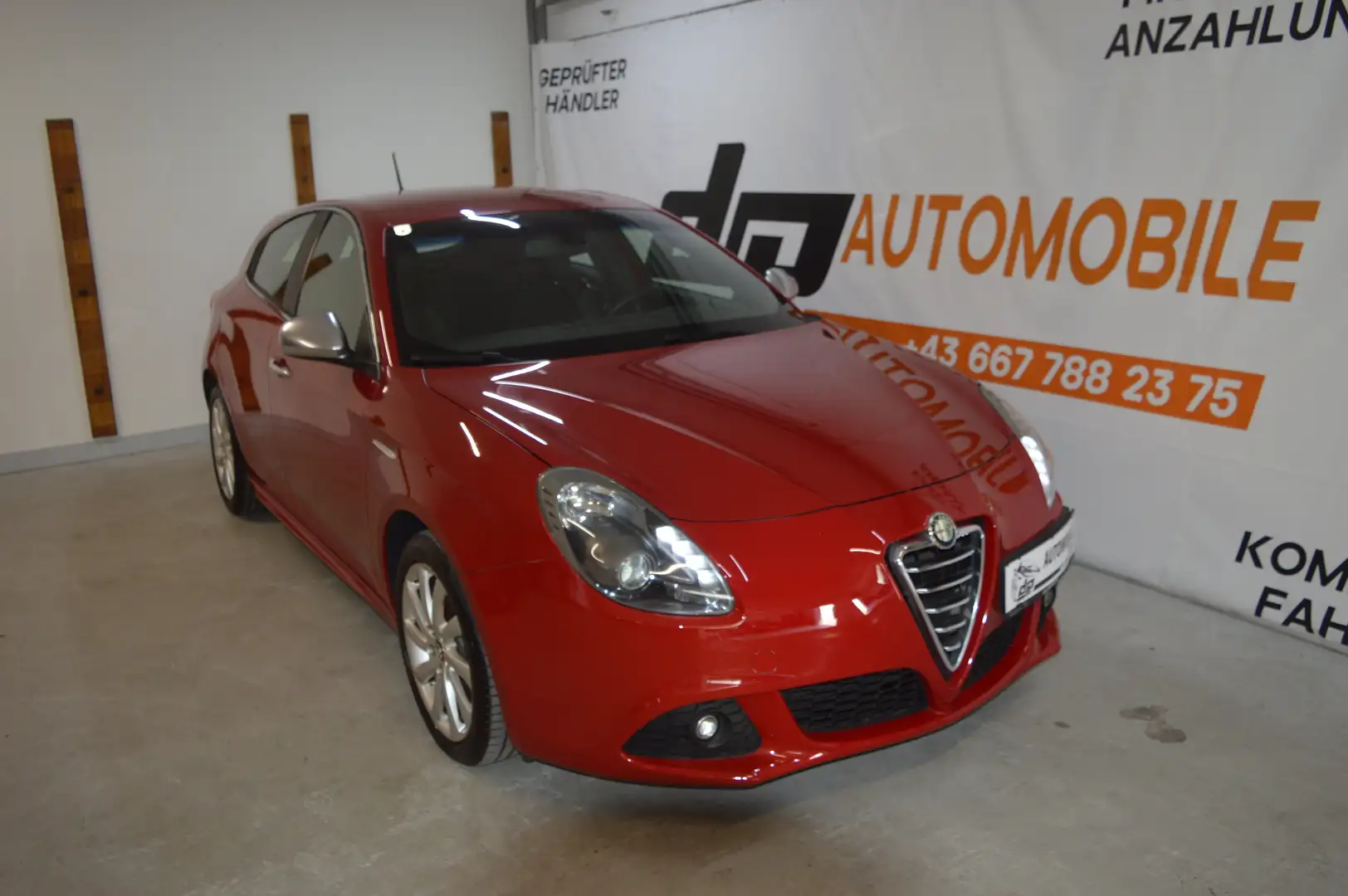 Alfa Romeo Giulietta 1,4 Turbo **Automatik**Leder**Turismo** Rot - 1