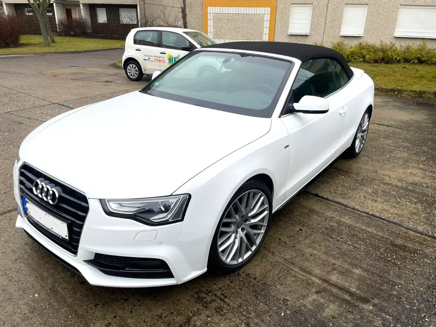 Audi A5 Cabriolet 2.0 TDI  Quattro S-Line AHK Weiß - 1